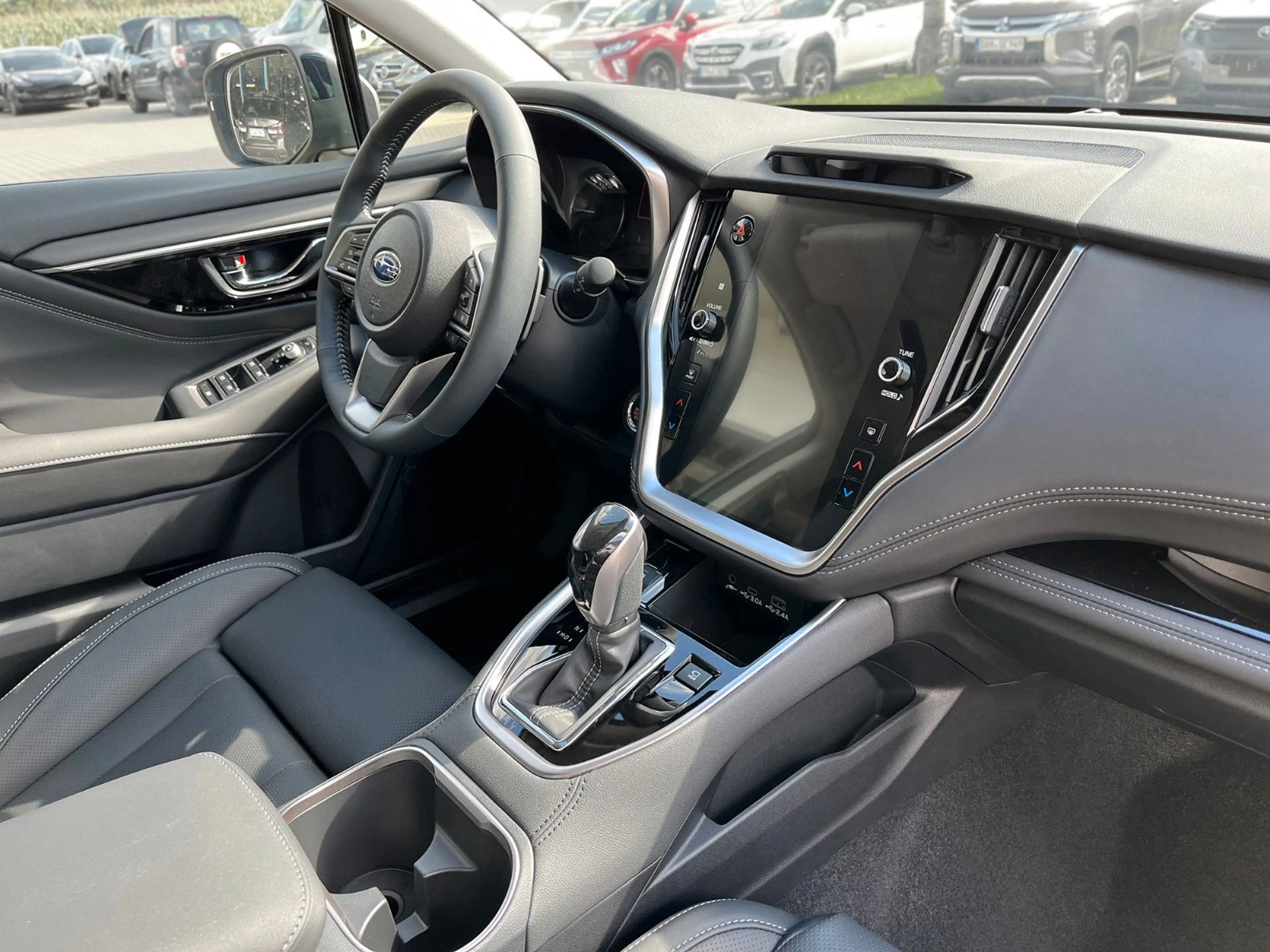 Subaru OUTBACK 2.5i Platinum Lineartronic — photo 13
