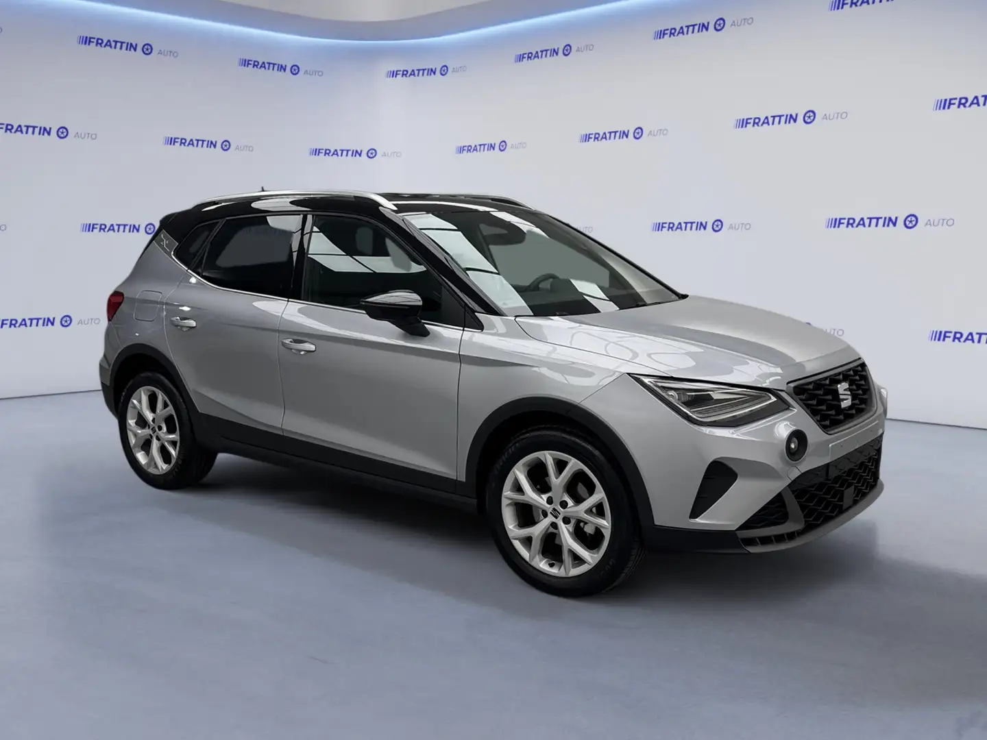 SEAT Arona 1.0 EcoTSI FR Argento - 2