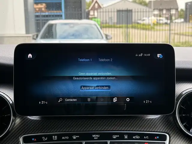 Mercedes-Benz V-Class view 27