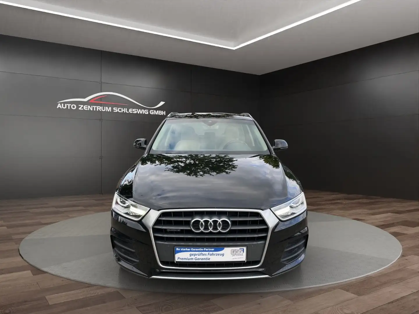 Audi Q3 2.0 design quattro Leder LED Parkassist. Ahk Schwarz - 2