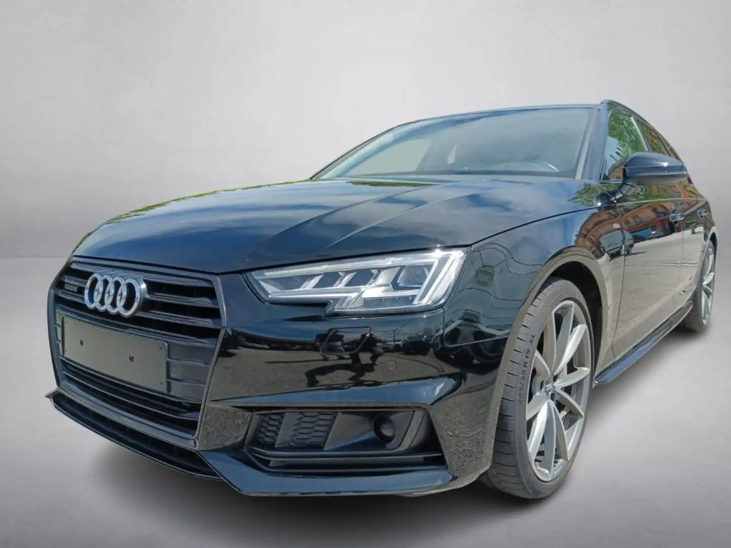 Audi A4 Avant 45 TFSI quattro S tronic S Line Nero - 1