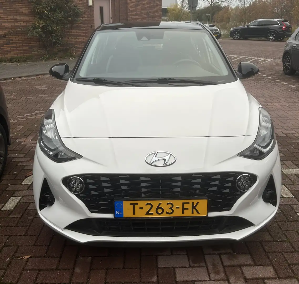 Hyundai i10 1.0 Comfort Smart 2023 | Camera | Navigation - 1
