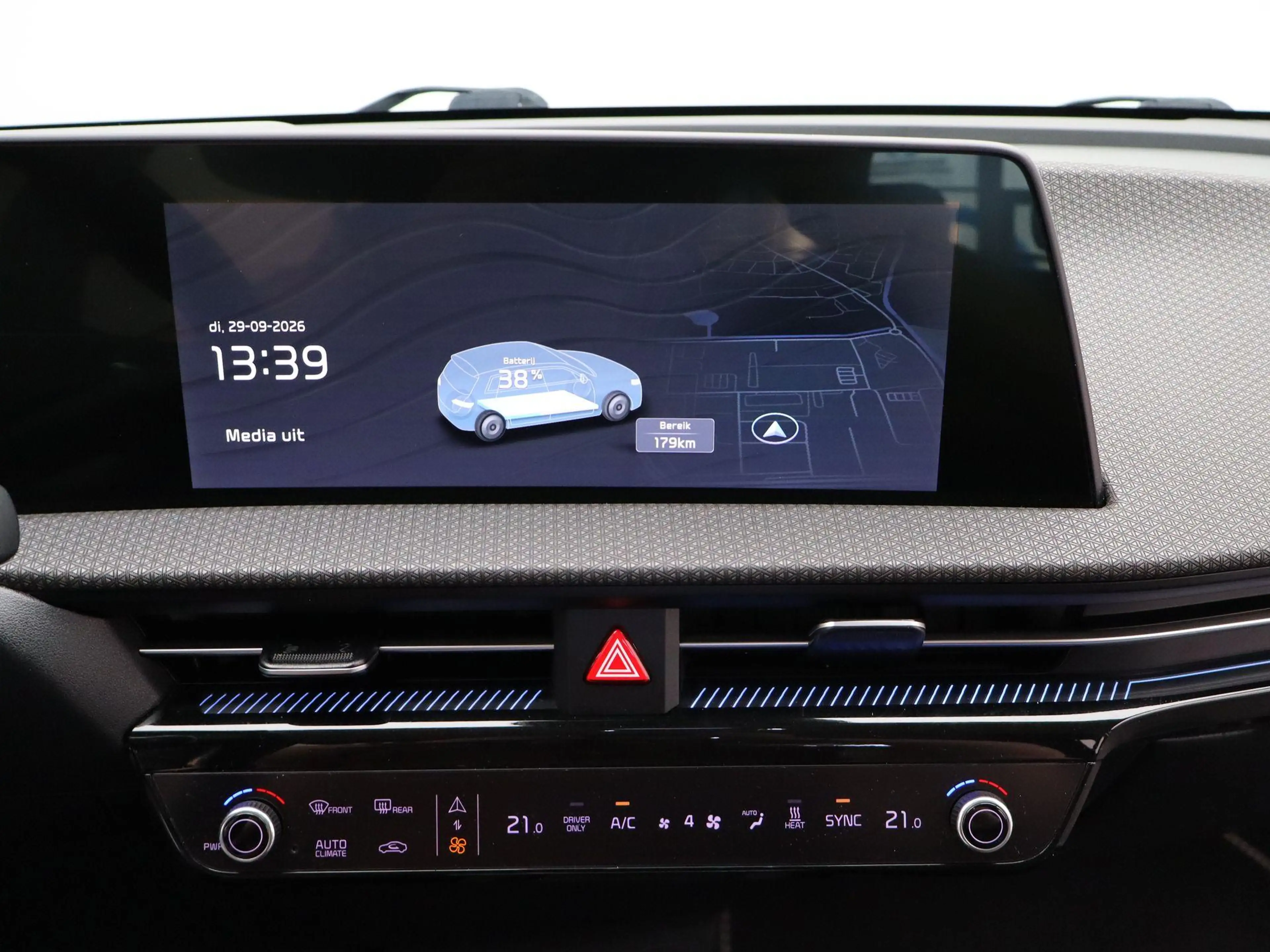 Kia EV6 Plus 77.4 kWh | Trekhaak Afneembaar | Lm Velgen | — photo 11