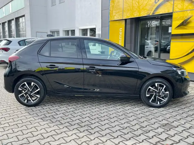 Opel Corsa view 8