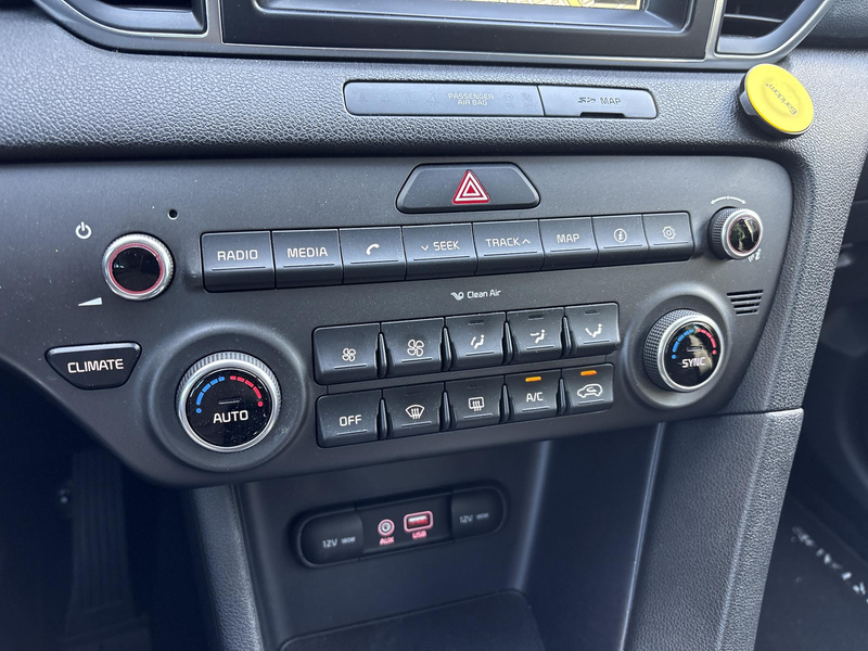Kia Sportage 1.6 GDI First Edition | Navi | Climate | Cruise | — photo 11