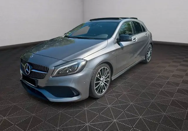 Mercedes-Benz A 220 MERCEDES 220D 177ch 4 Matic Finition WhiteArt Entretien à jour Toit ouvrant Carplay Garantie 12 mois