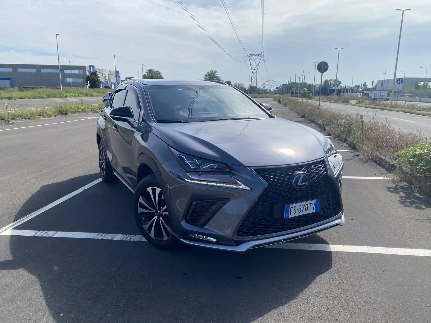 Lexus NX 300h Fsport - 1