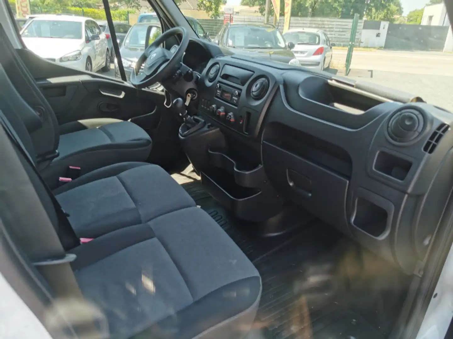 Renault Master F3300 L2H2 2.3 DCI 130CH GRAND CONFORT EURO6 Blanc - 2