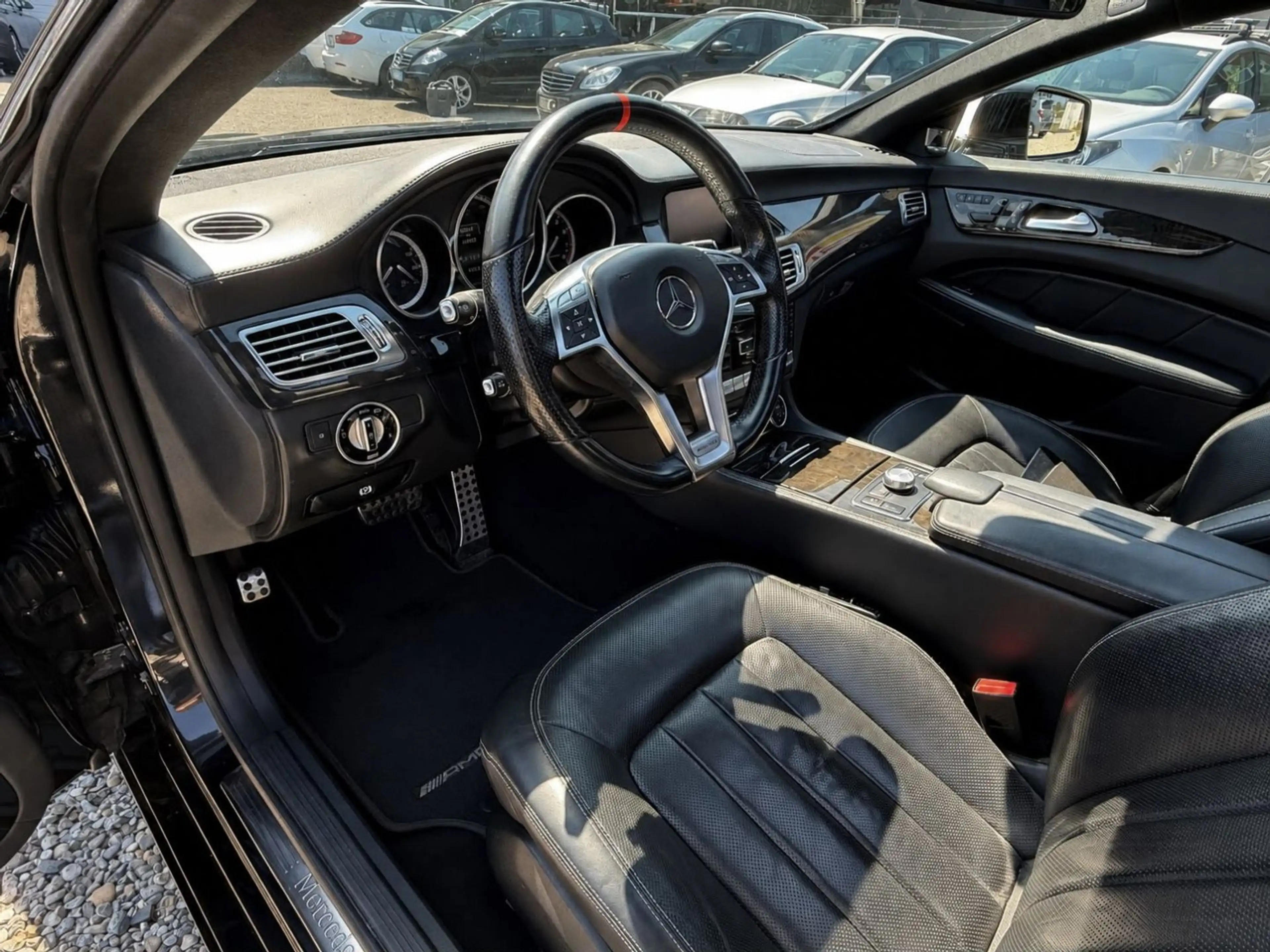 Mercedes-Benz CLS 500 BlueEfficiency 4Matic — photo 9