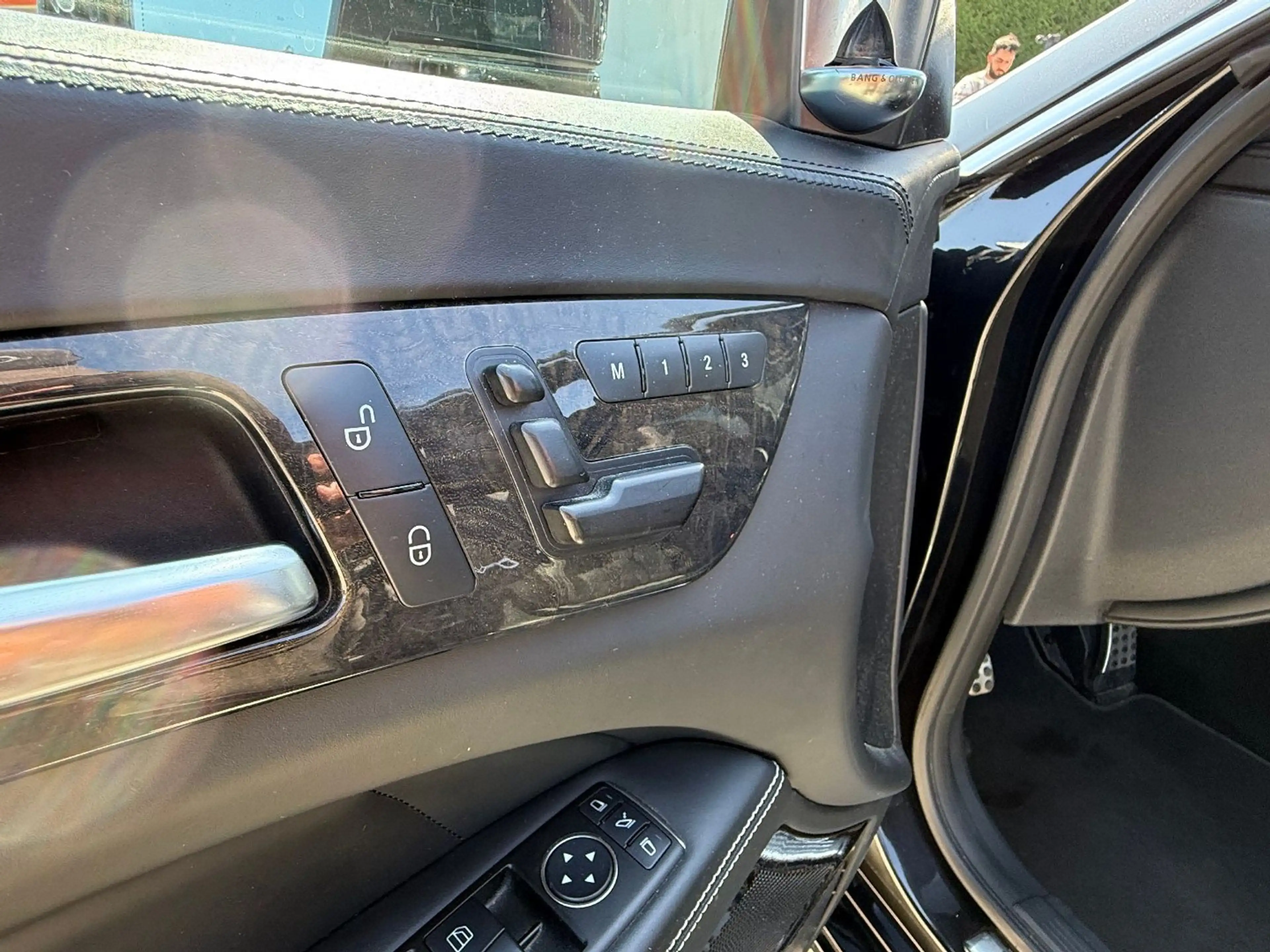 Mercedes-Benz CLS 500 BlueEfficiency 4Matic — photo 14