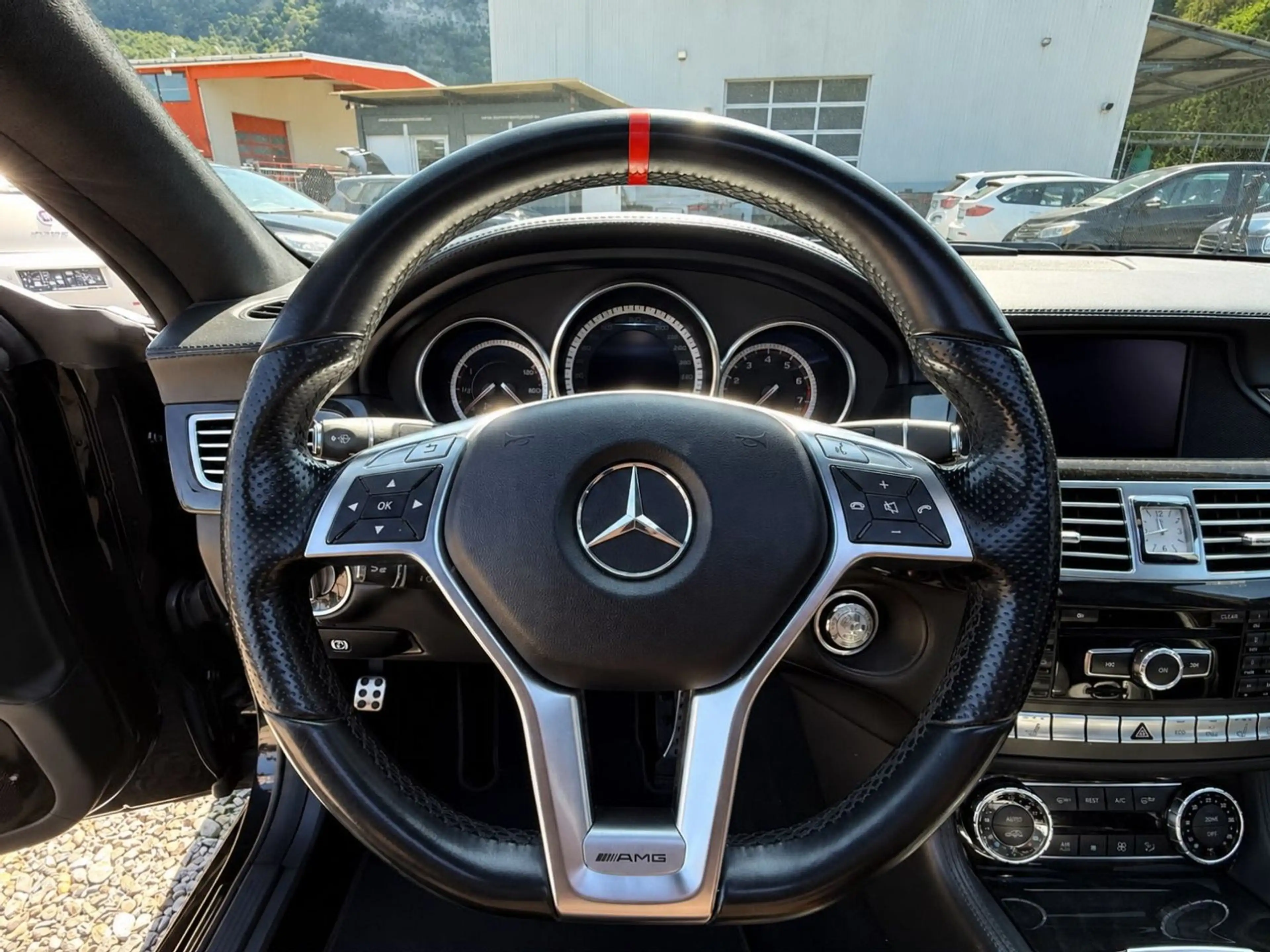 Mercedes-Benz CLS 500 BlueEfficiency 4Matic — photo 11