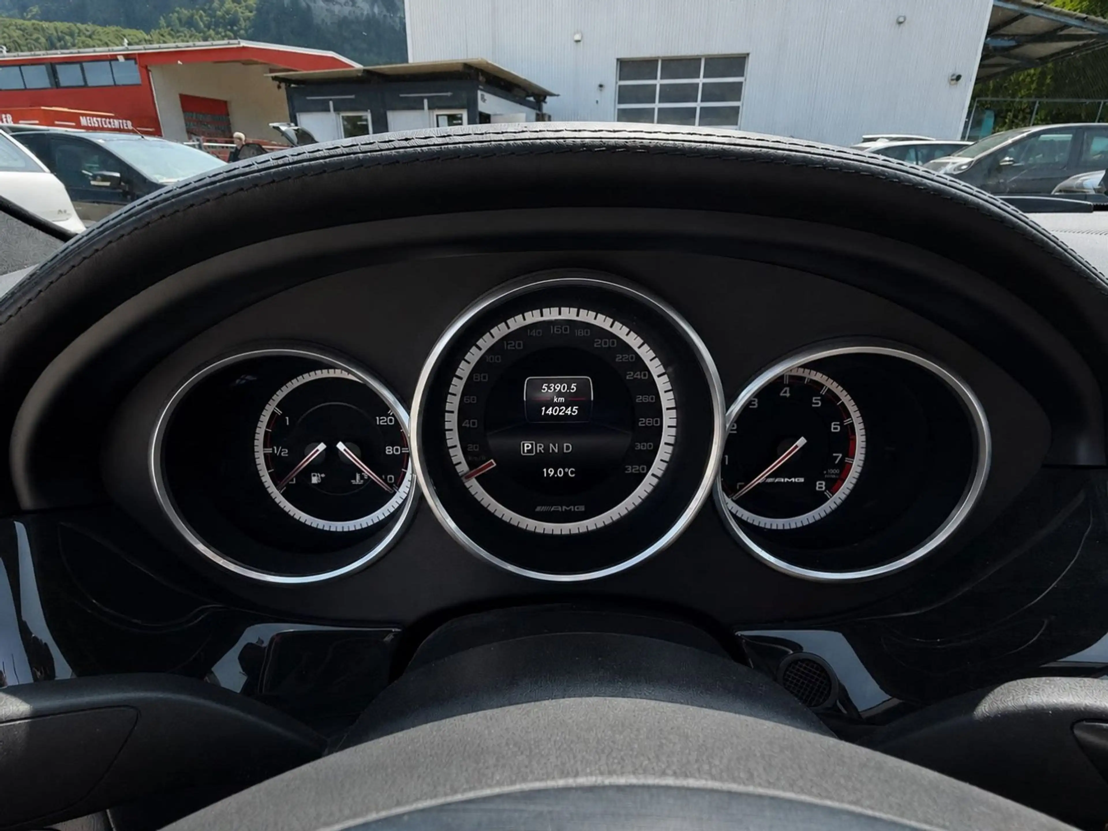 Mercedes-Benz CLS 500 BlueEfficiency 4Matic — photo 12