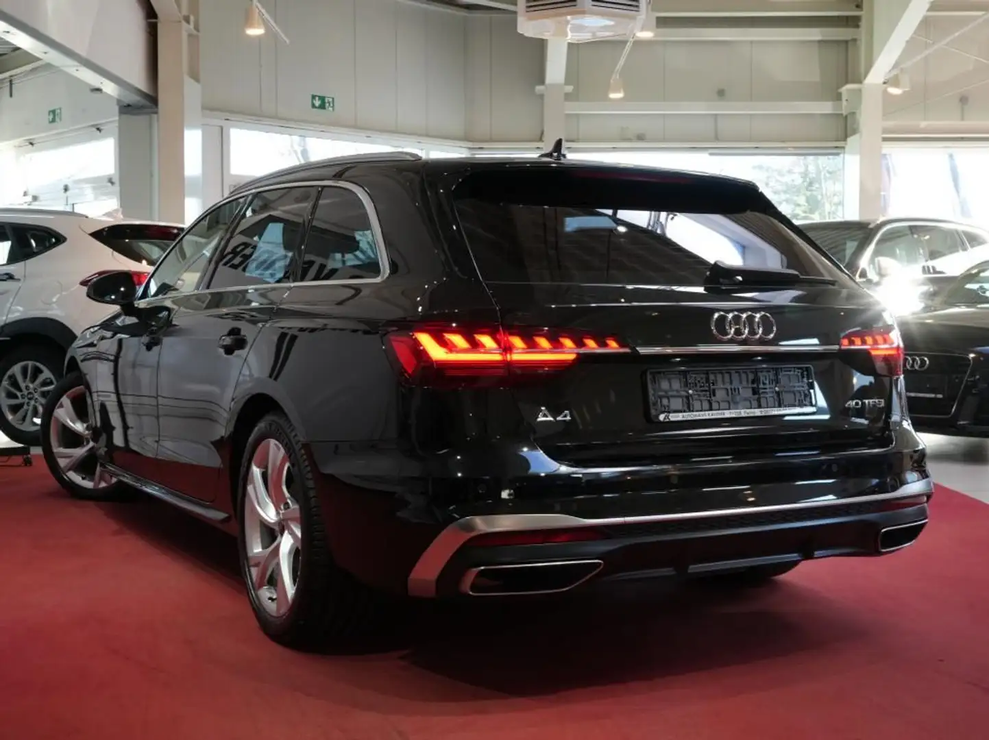 Audi A4 Avant 40 TFSI S line*MATRIX*Navi*Virtual* Noir - 2