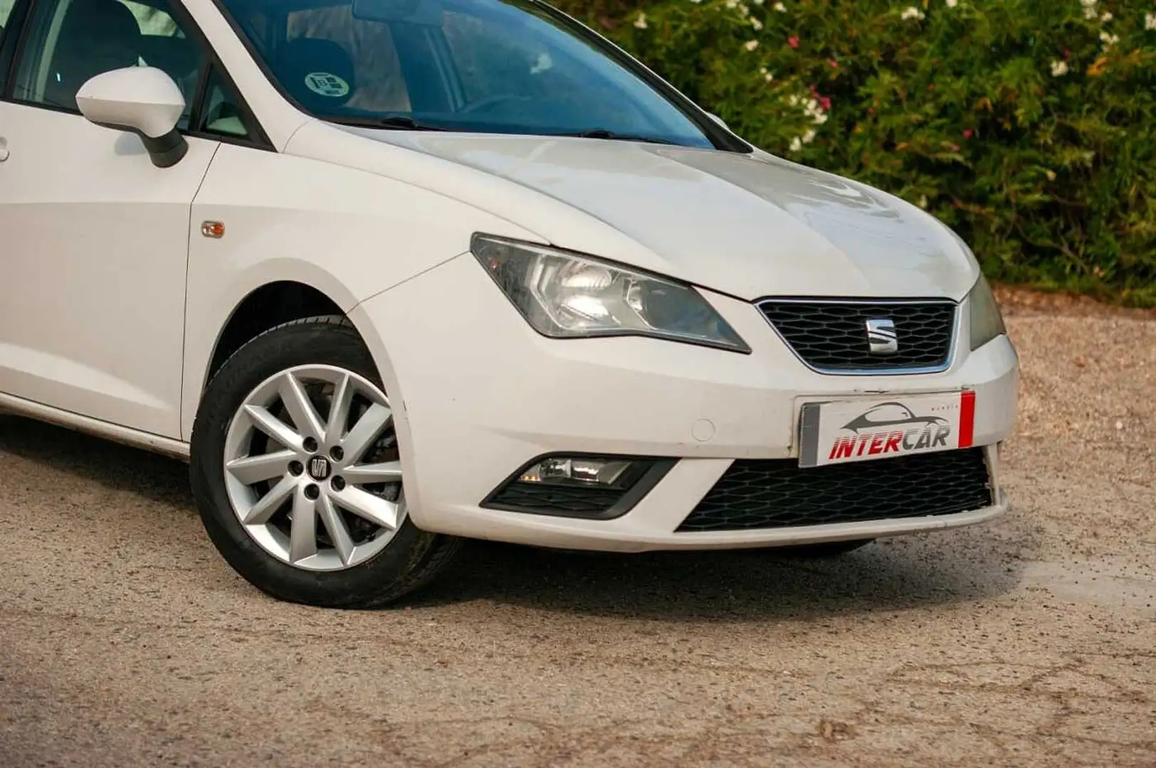 SEAT Ibiza ES - Ber5 1.6 TDI 105 DPF EU5, Style, (Facelift) 2 Blanc - 2