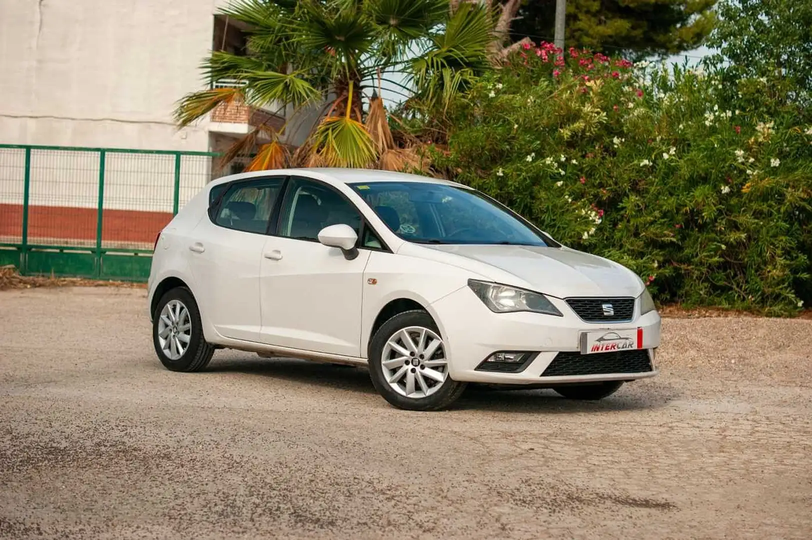 SEAT Ibiza ES - Ber5 1.6 TDI 105 DPF EU5, Style, (Facelift) 2 Blanc - 1