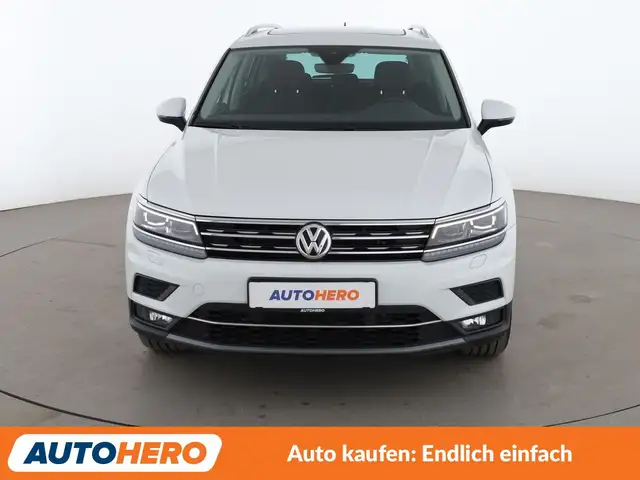 Volkswagen Tiguan view 9