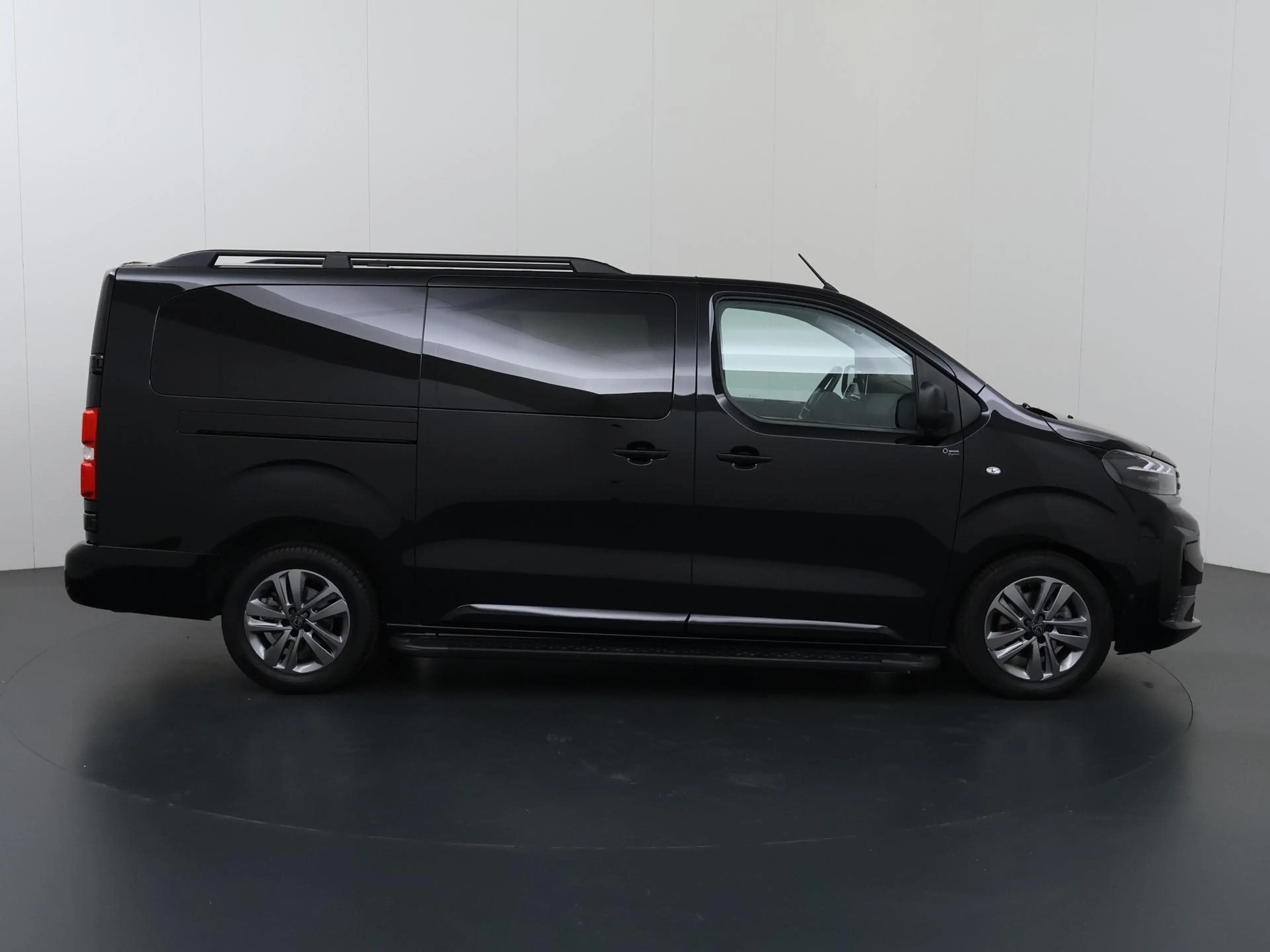 Peugeot Expert 2.0 BlueHDi 180 S&S L3 DC — photo 6