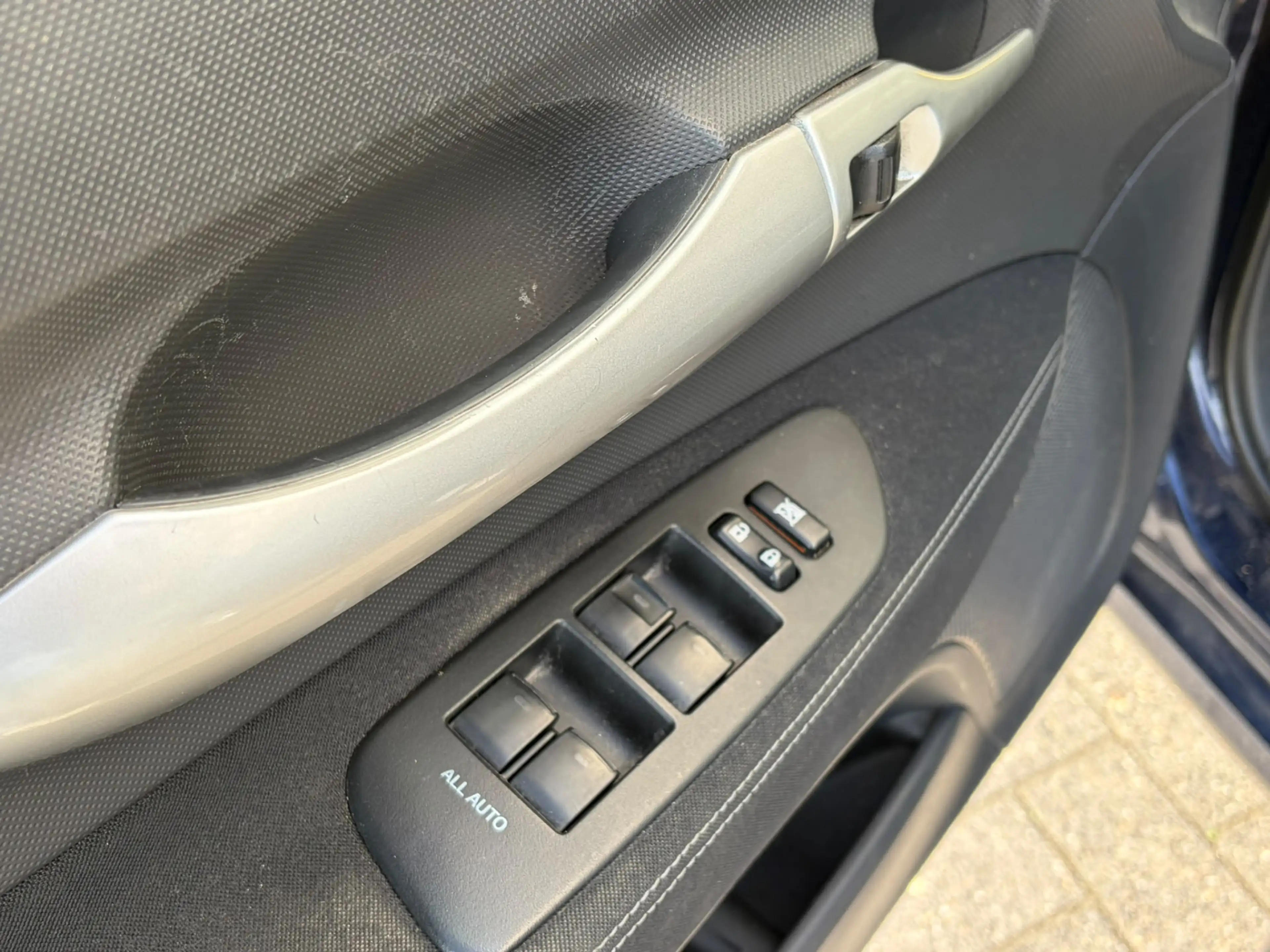 Toyota Auris 1.8 Full Hybrid Camera CruiseControl Usb Ecc Elek. — photo 10