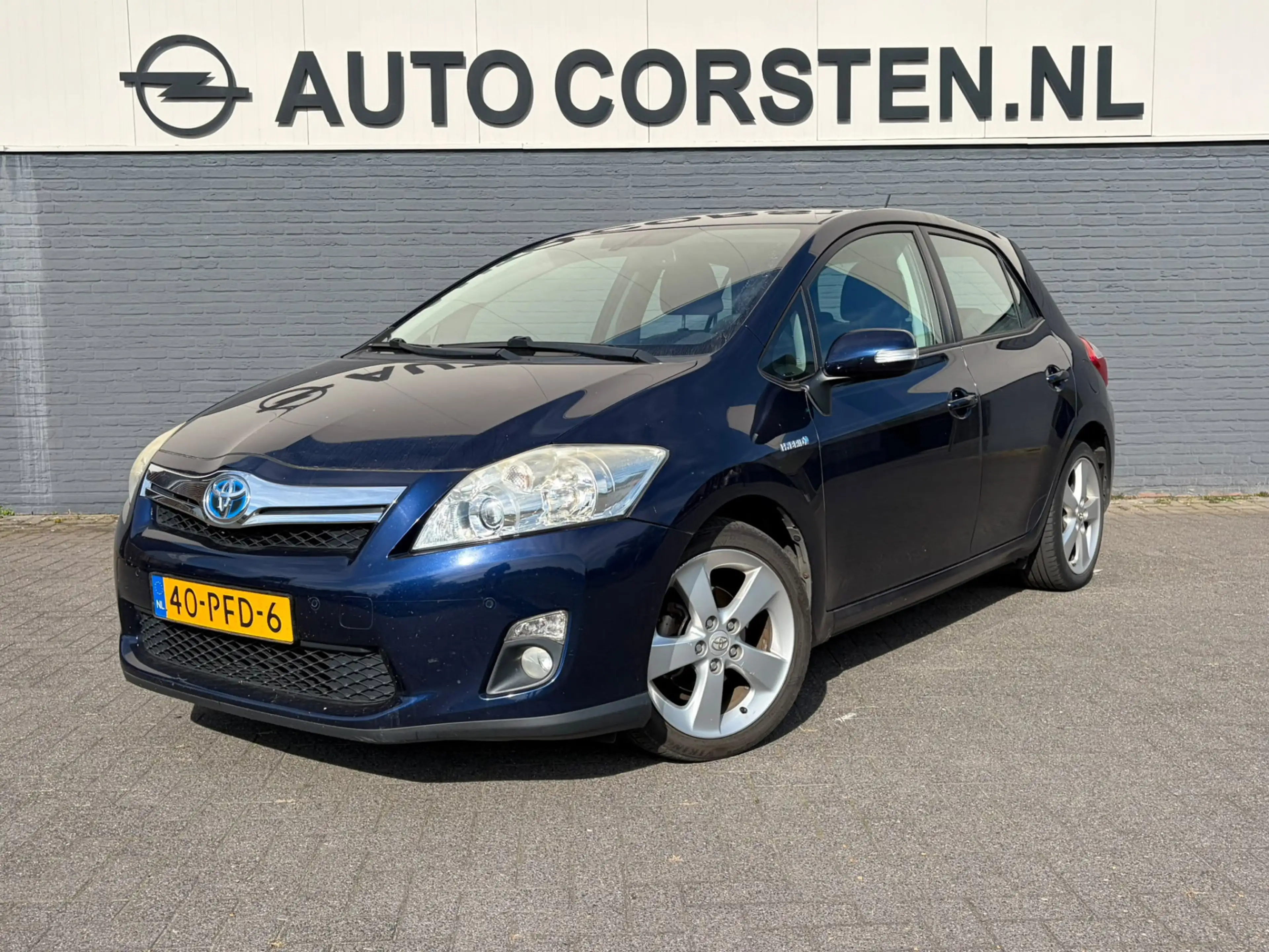 Toyota Auris 1.8 Full Hybrid Camera CruiseControl Usb Ecc Elek.