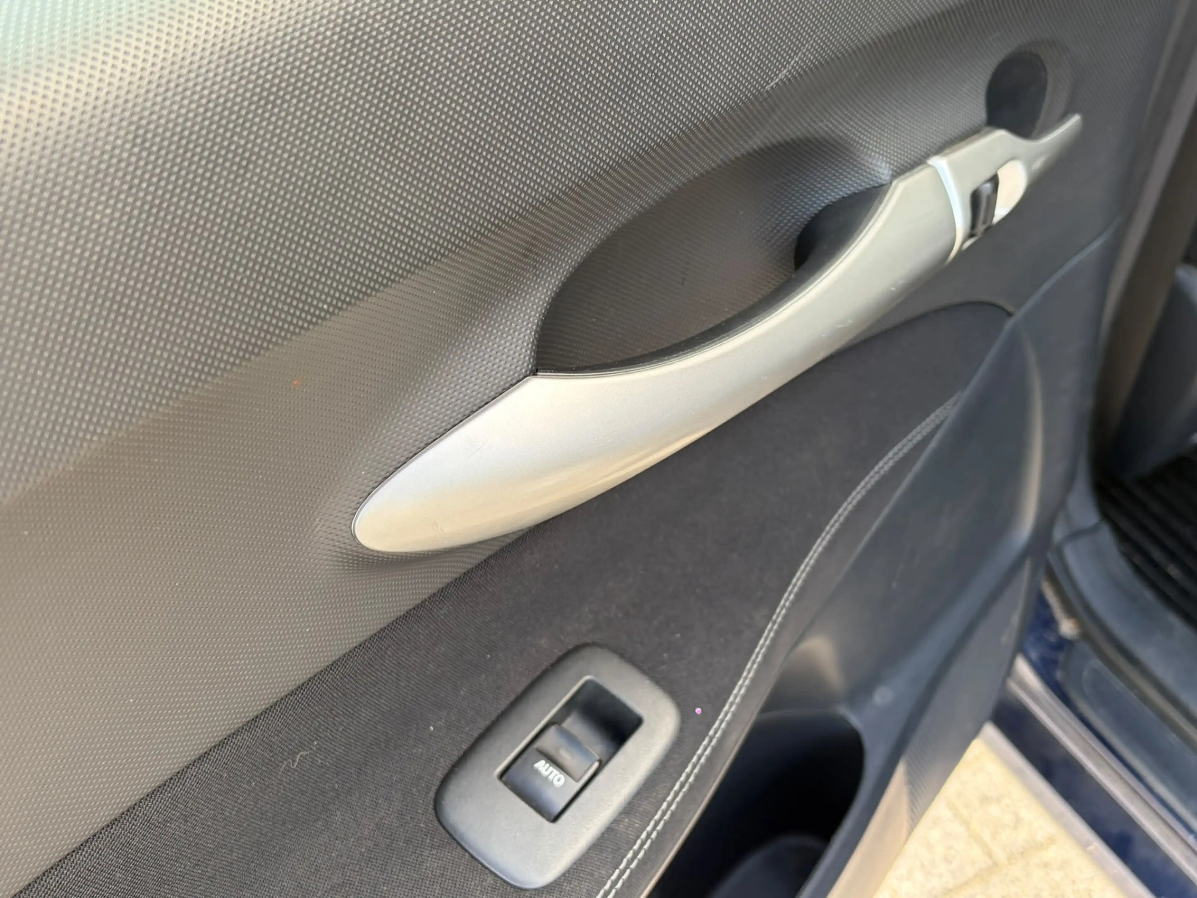 Toyota Auris 1.8 Full Hybrid Camera CruiseControl Usb Ecc Elek. — photo 9