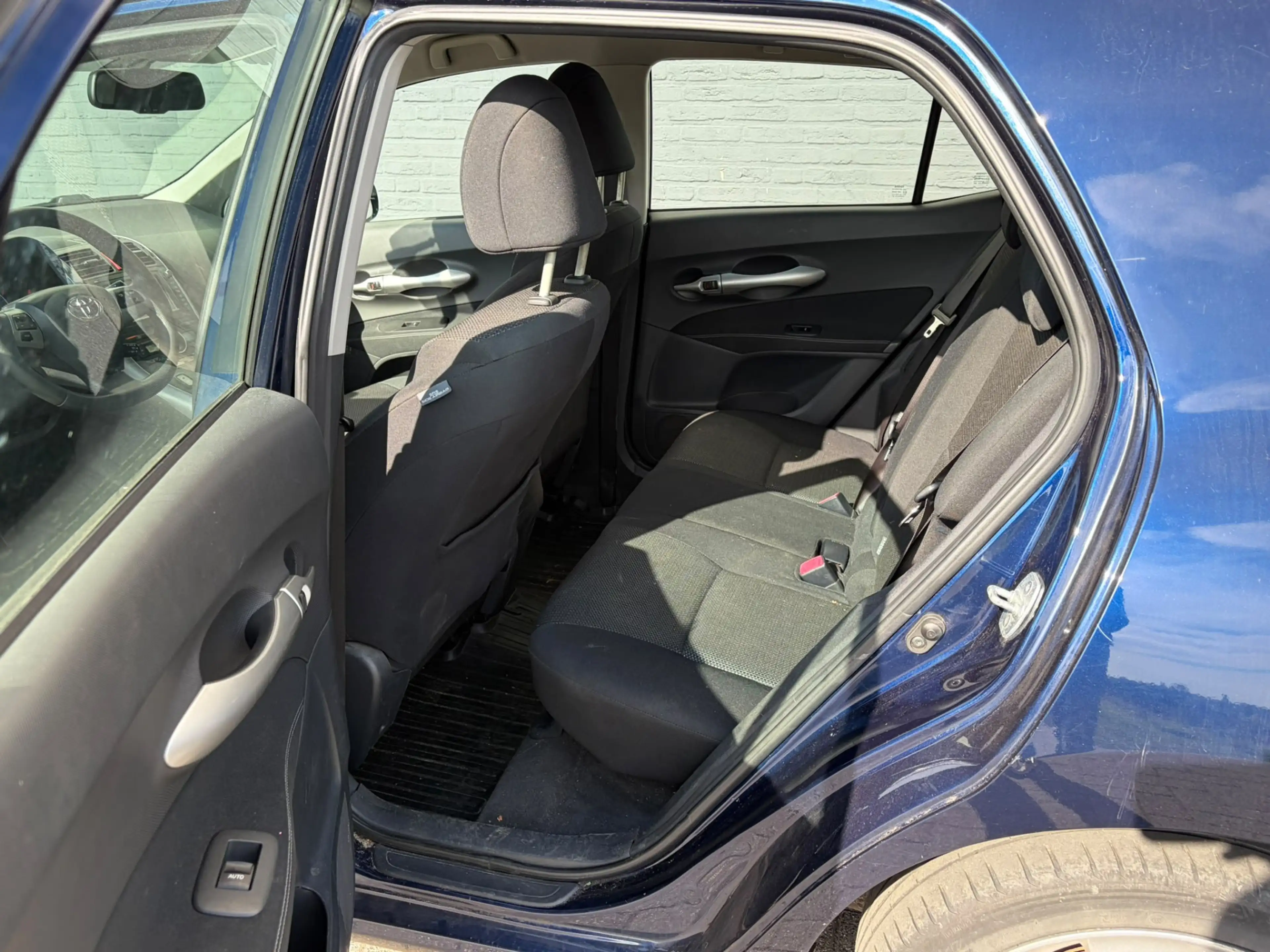 Toyota Auris 1.8 Full Hybrid Camera CruiseControl Usb Ecc Elek. — photo 13