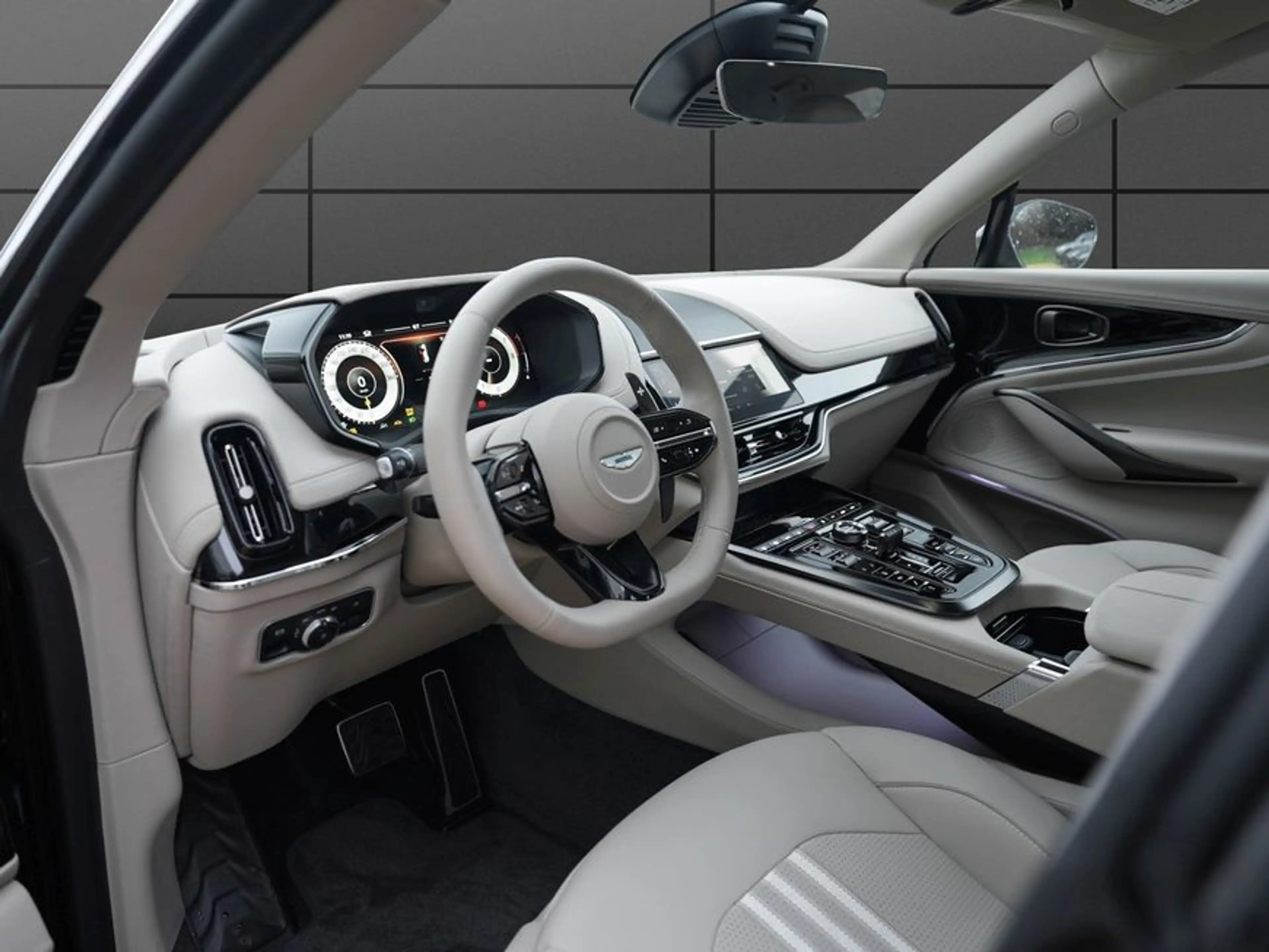 Aston Martin DBX 707 MJ 2025 — photo 3