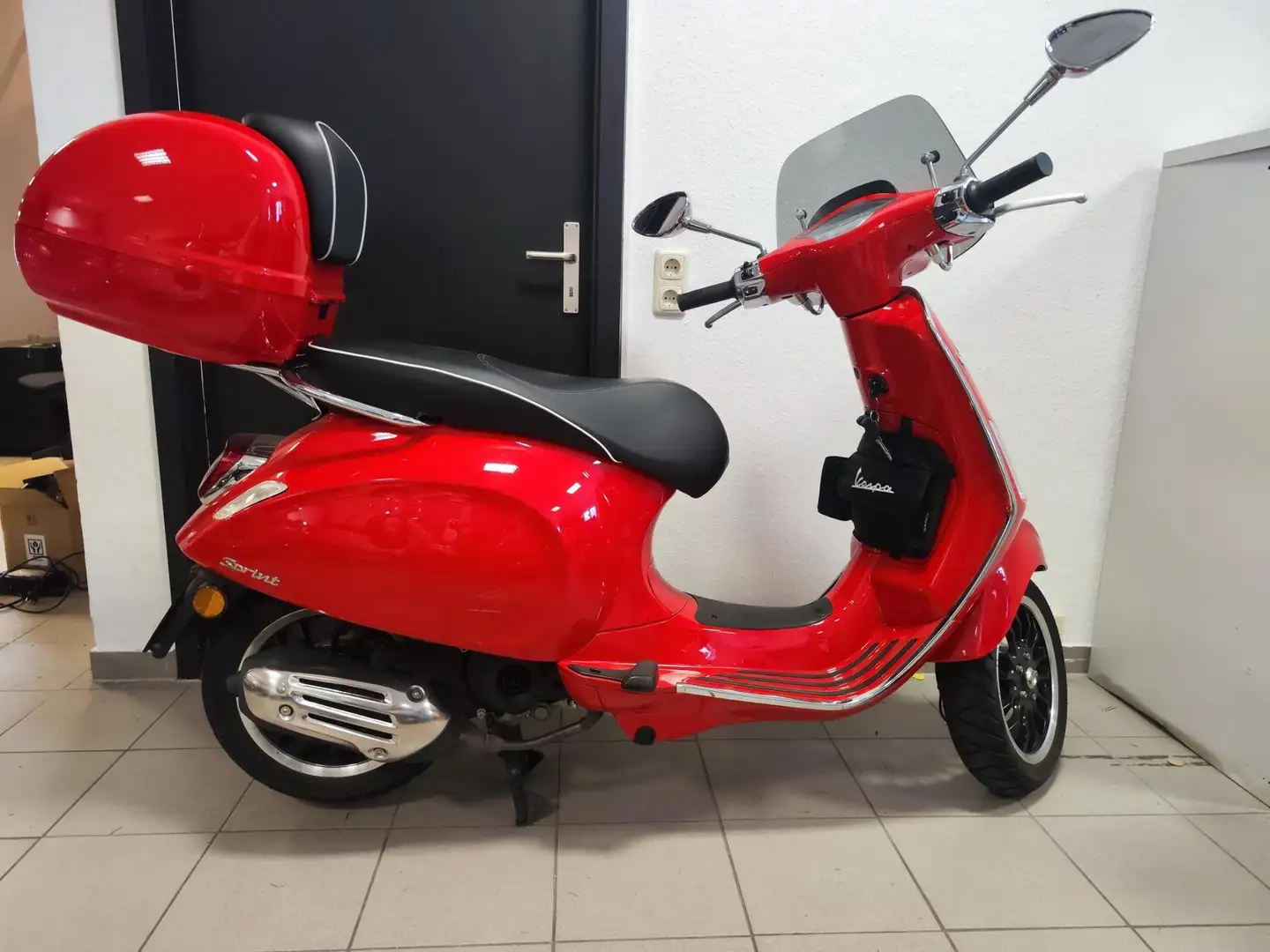 Vespa Sprint 50 Topcase Windschild und mehr Rosso - 2