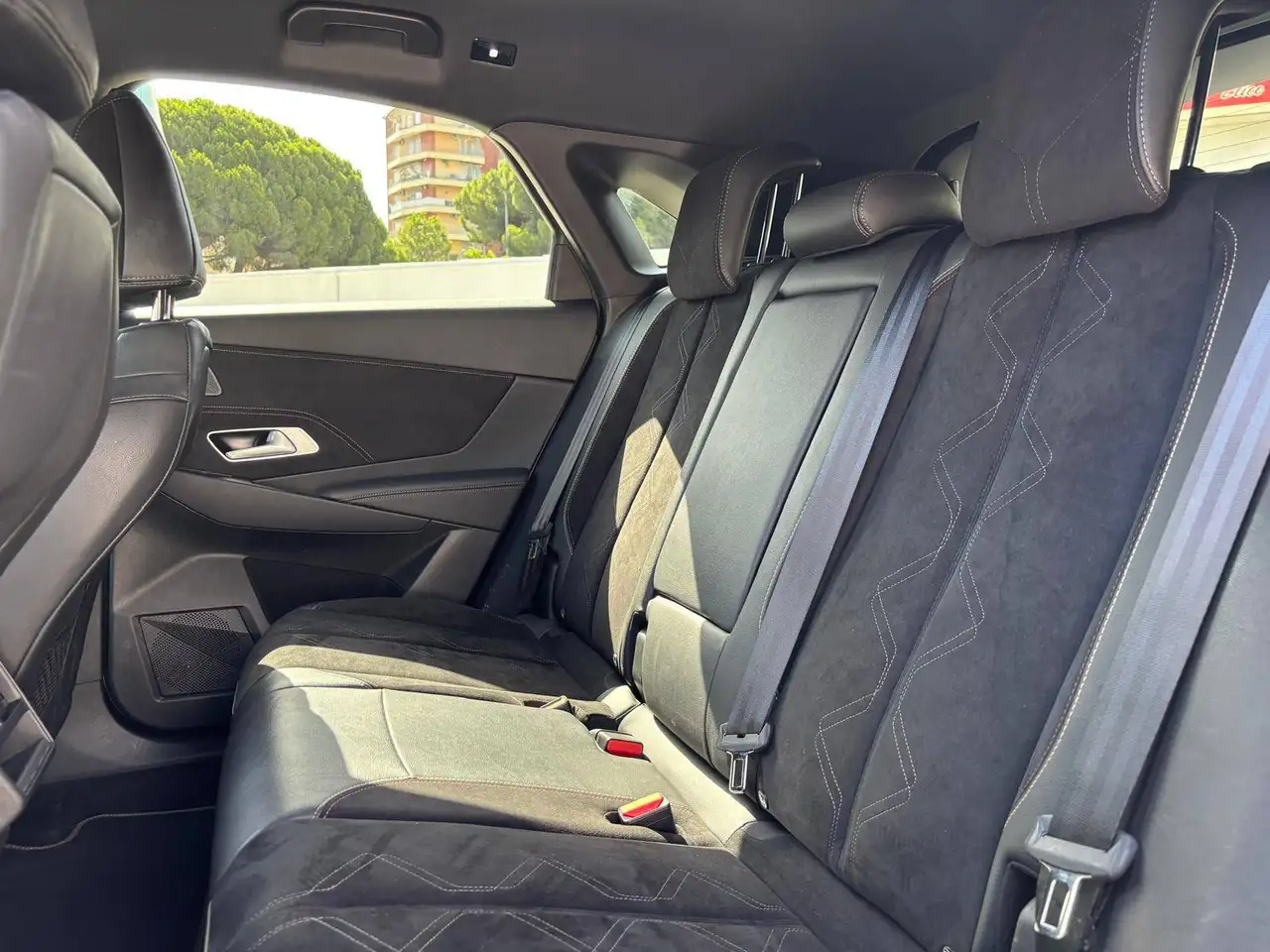 DS Automobiles DS 7 Crossback 2024 — фото 12