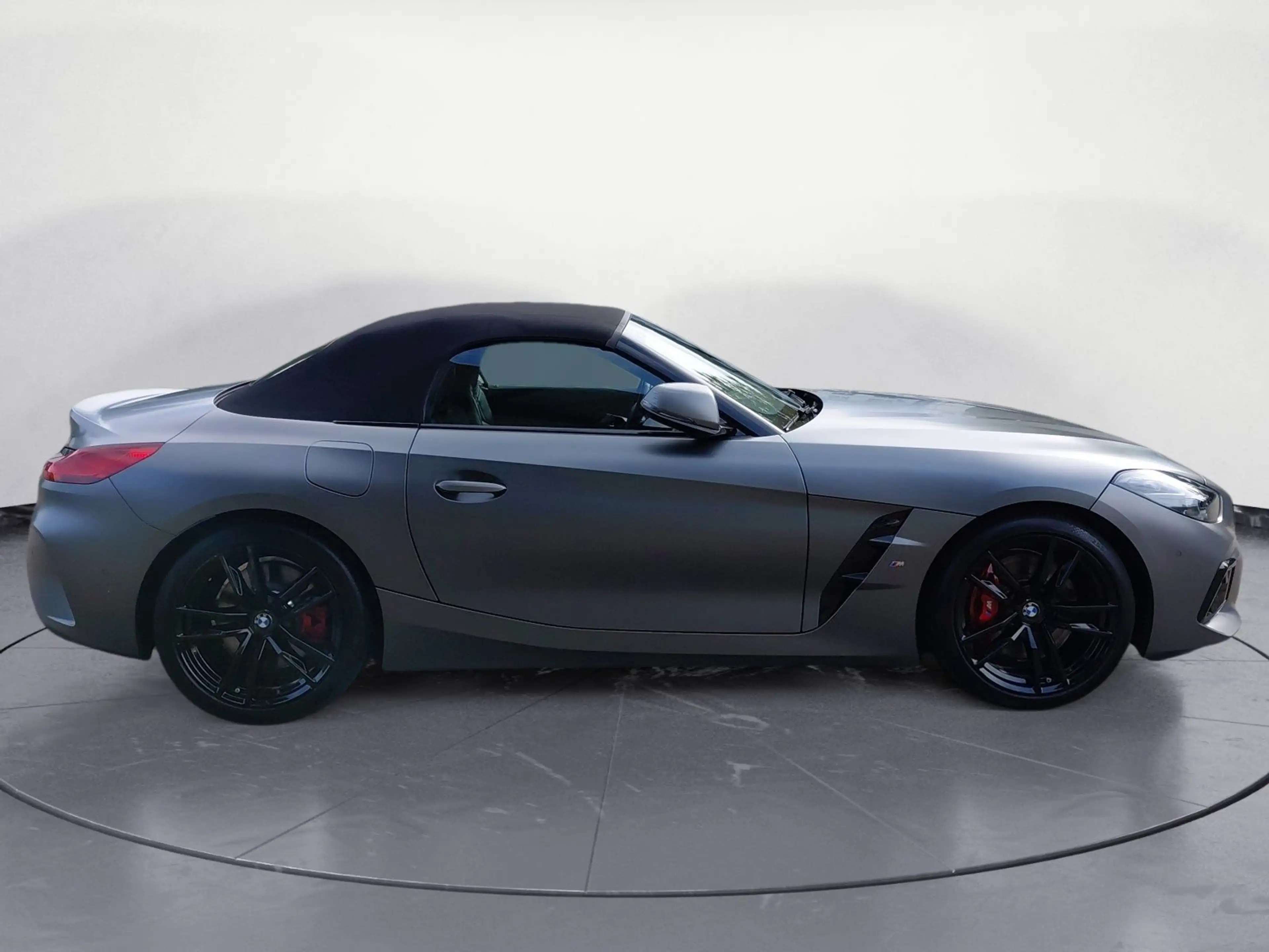 BMW Z4 sDrive30i M-Sport — photo 7