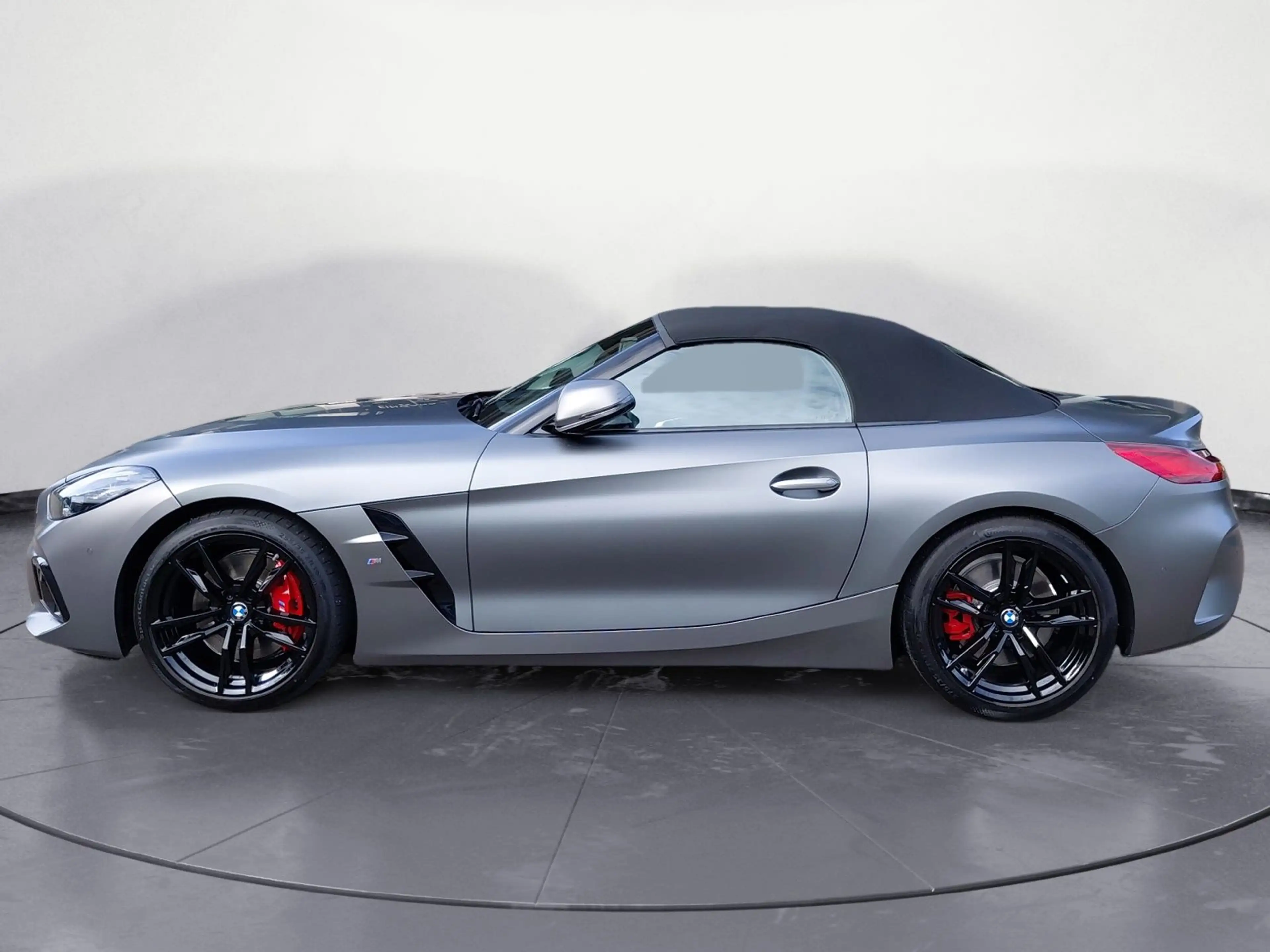 BMW Z4 sDrive30i M-Sport — photo 4