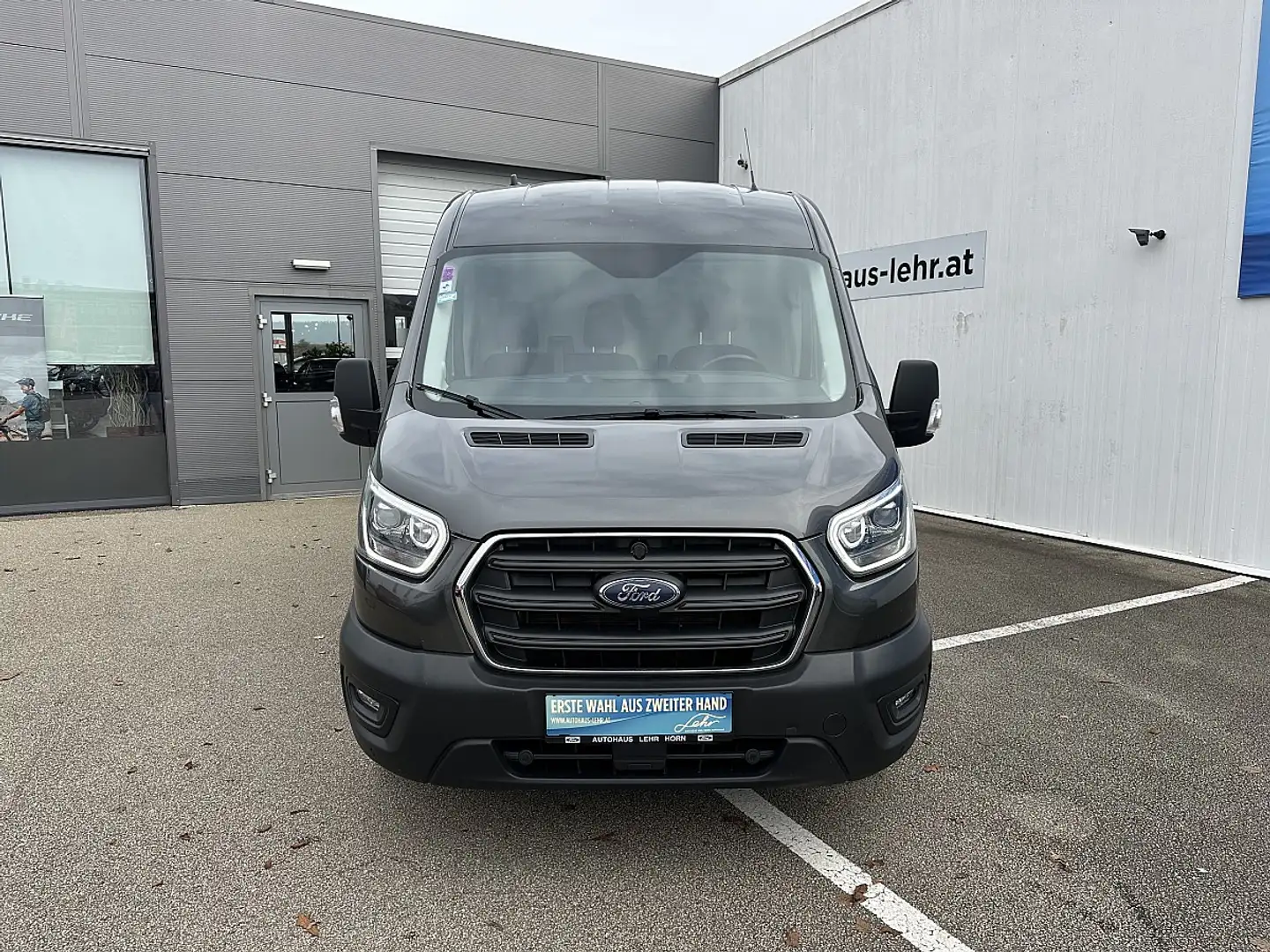 Ford Transit Transit Kasten 2,0 EcoBlue L2H2 350 Trend Aut. Grau - 2