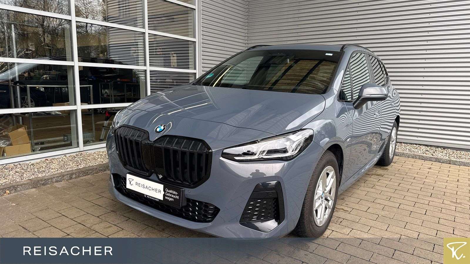BMW 220