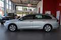 Volkswagen Golf VIII Variant Life eTSI,PDC,Navi,LED,AHK,1Hd Silber - thumbnail 4