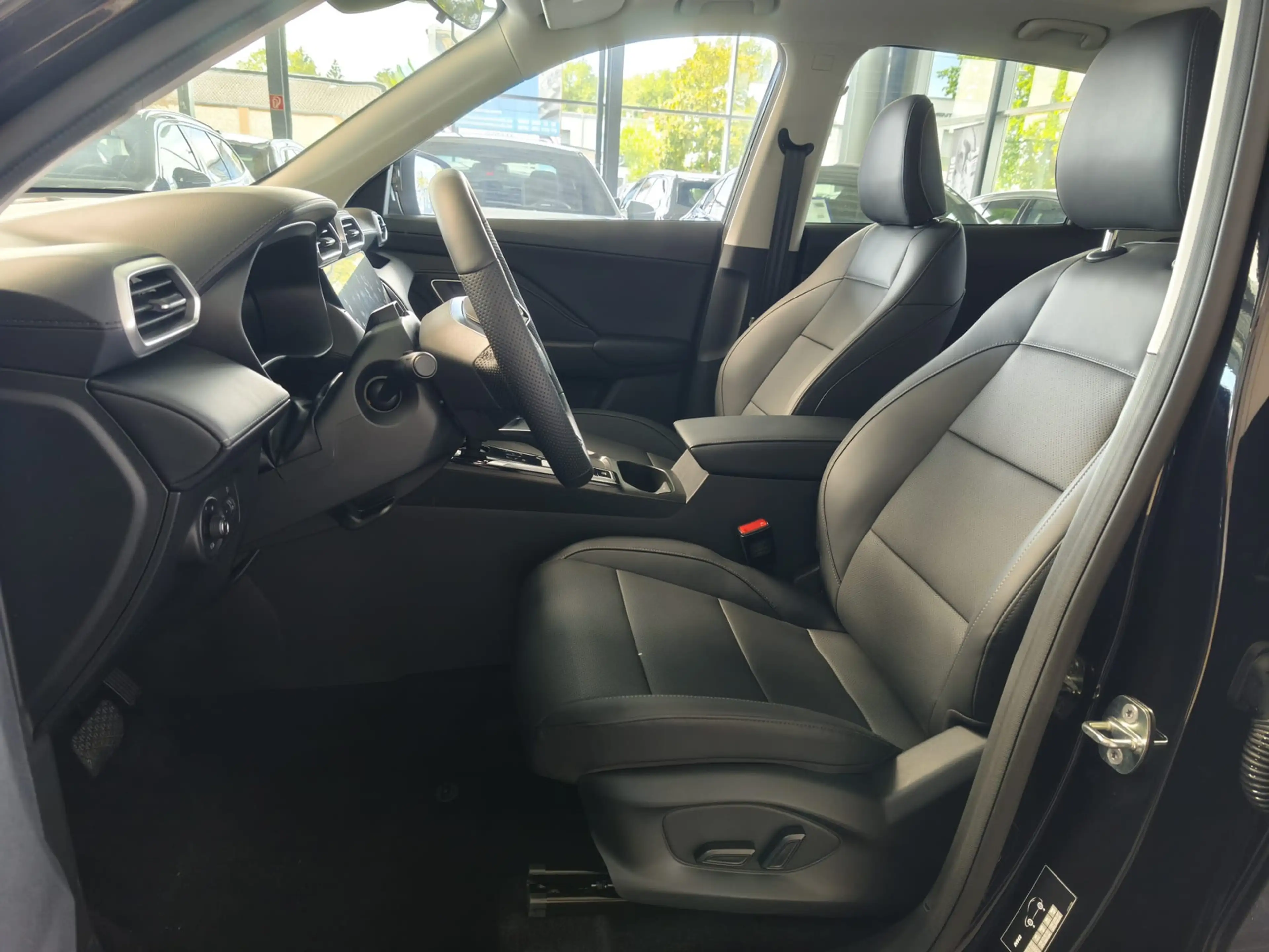 MG ZS 1.5 Hybrid+145 kW Luxury Aut./LED/ACC/|360° — photo 9