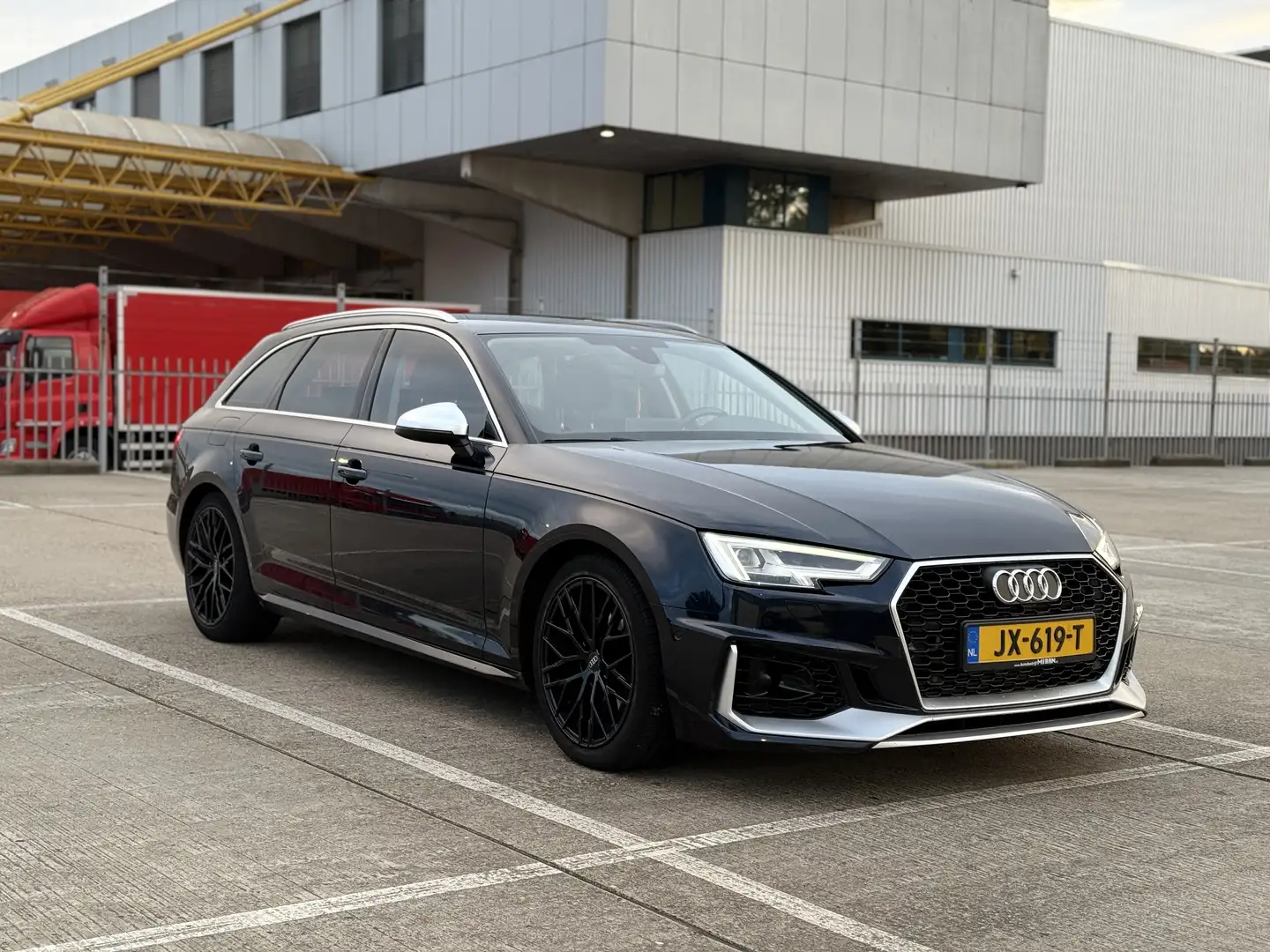 Audi A4 2.0 TFSI u Pro Line Blauw - 2