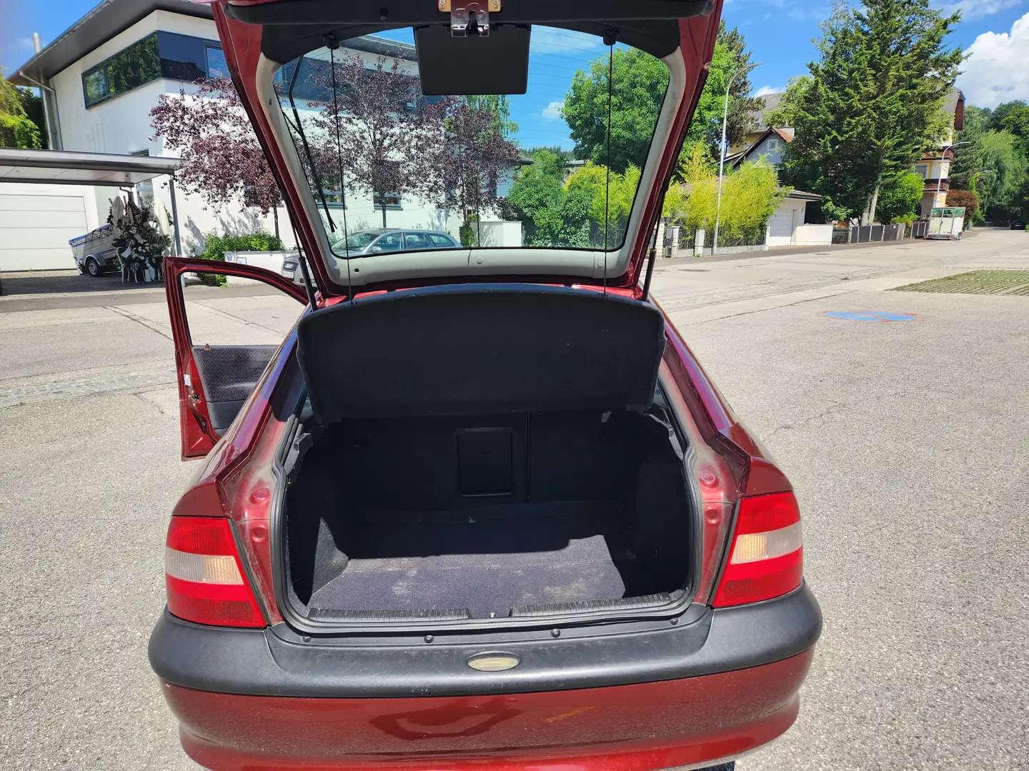 Opel Vectra Vectra GL 1,6i Rouge - 1