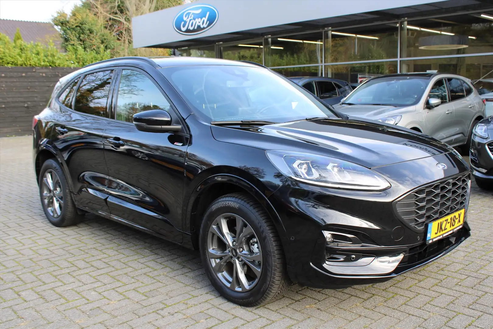 Ford Kuga ST-Line X 2.5 PHEV AUT 225pk, Driver Assistance, T Zwart - 2