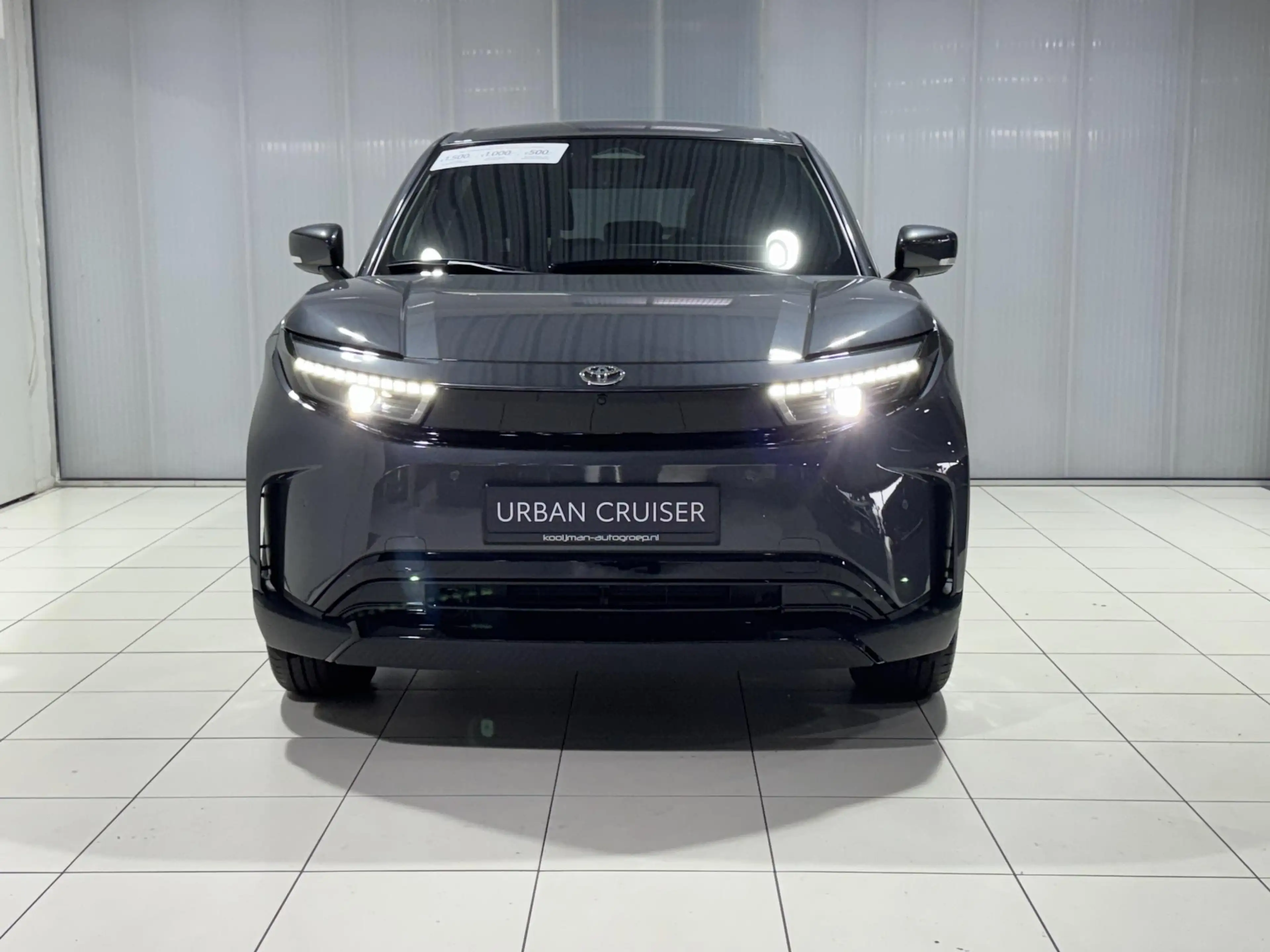 Toyota Urban Cruiser Dynamic 61 kWh | Snel leverbaar | — photo 4