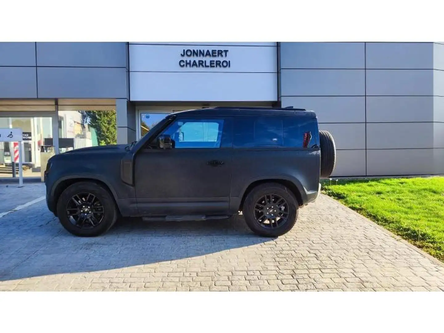 Land Rover Defender 90 SE 3PLACES AVANT Schwarz - 2