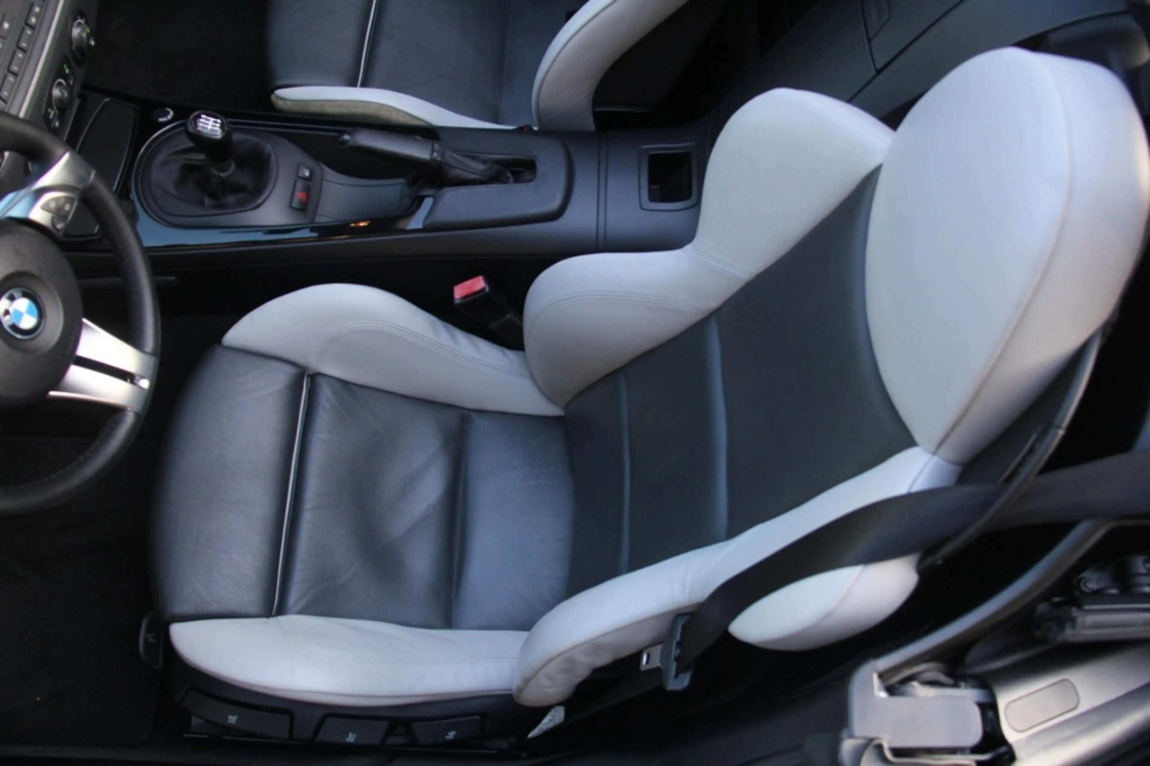 BMW Z4 2.0i Individual / Uniek / Full options / Top staat — photo 2