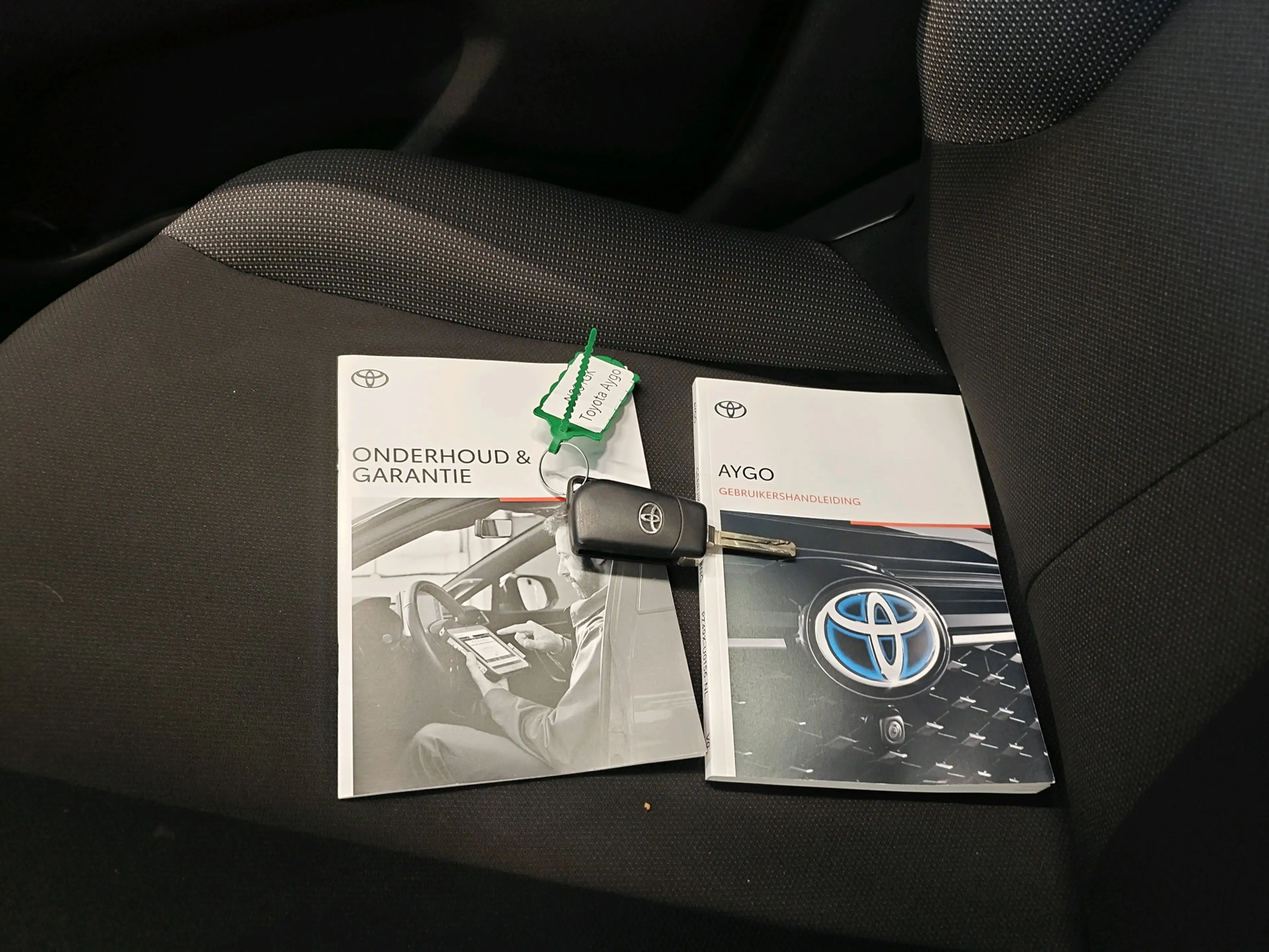 Toyota Aygo 1.0 VVT-i 72pk x-fun | Airconditioning | Bluetooth — photo 10