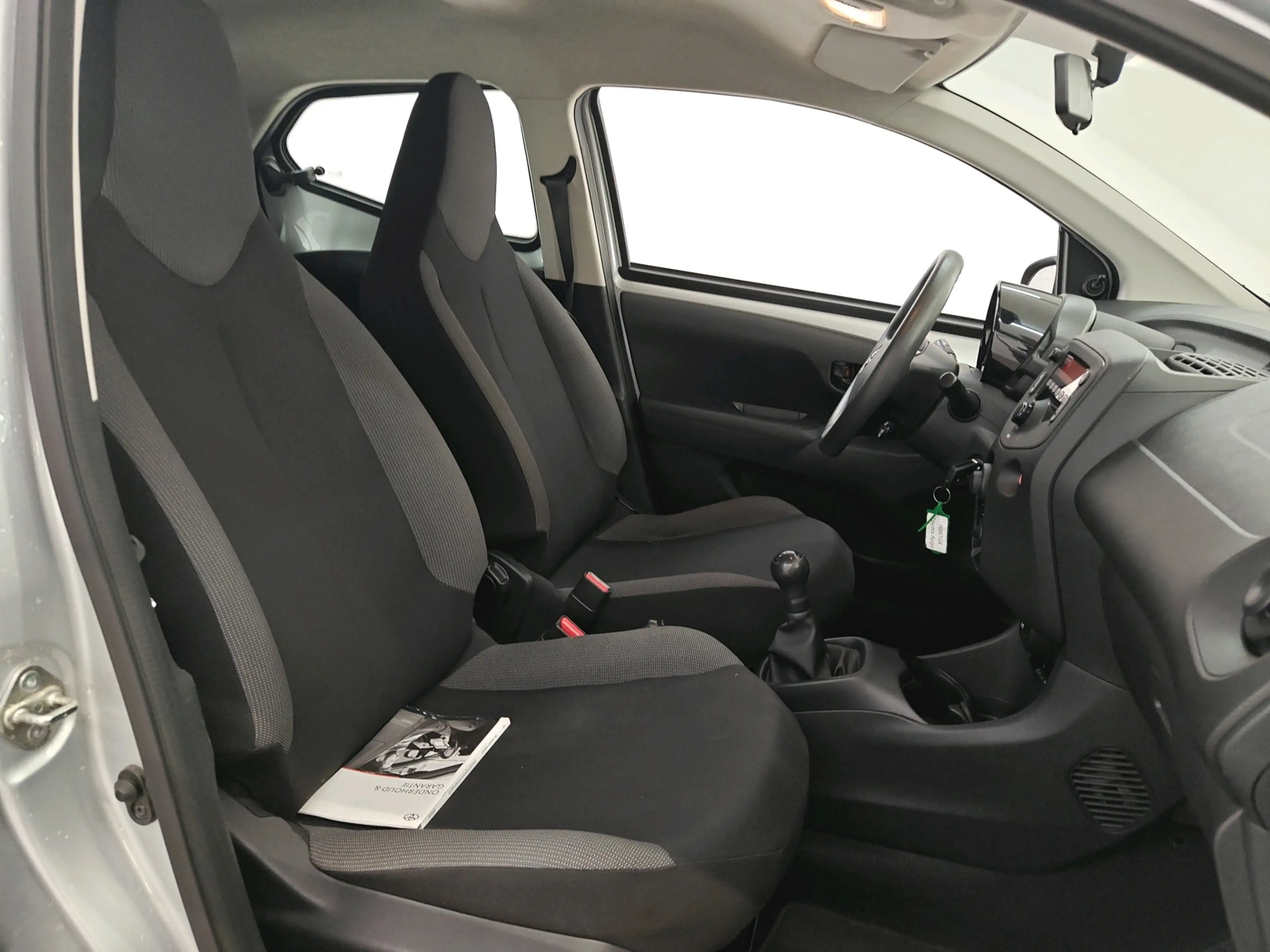 Toyota Aygo 1.0 VVT-i 72pk x-fun | Airconditioning | Bluetooth — photo 6