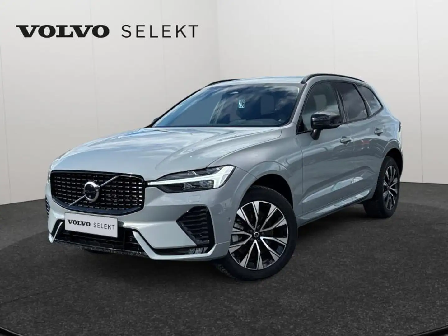 Volvo XC60 B4 Plus Dark / Essence Grau - 1
