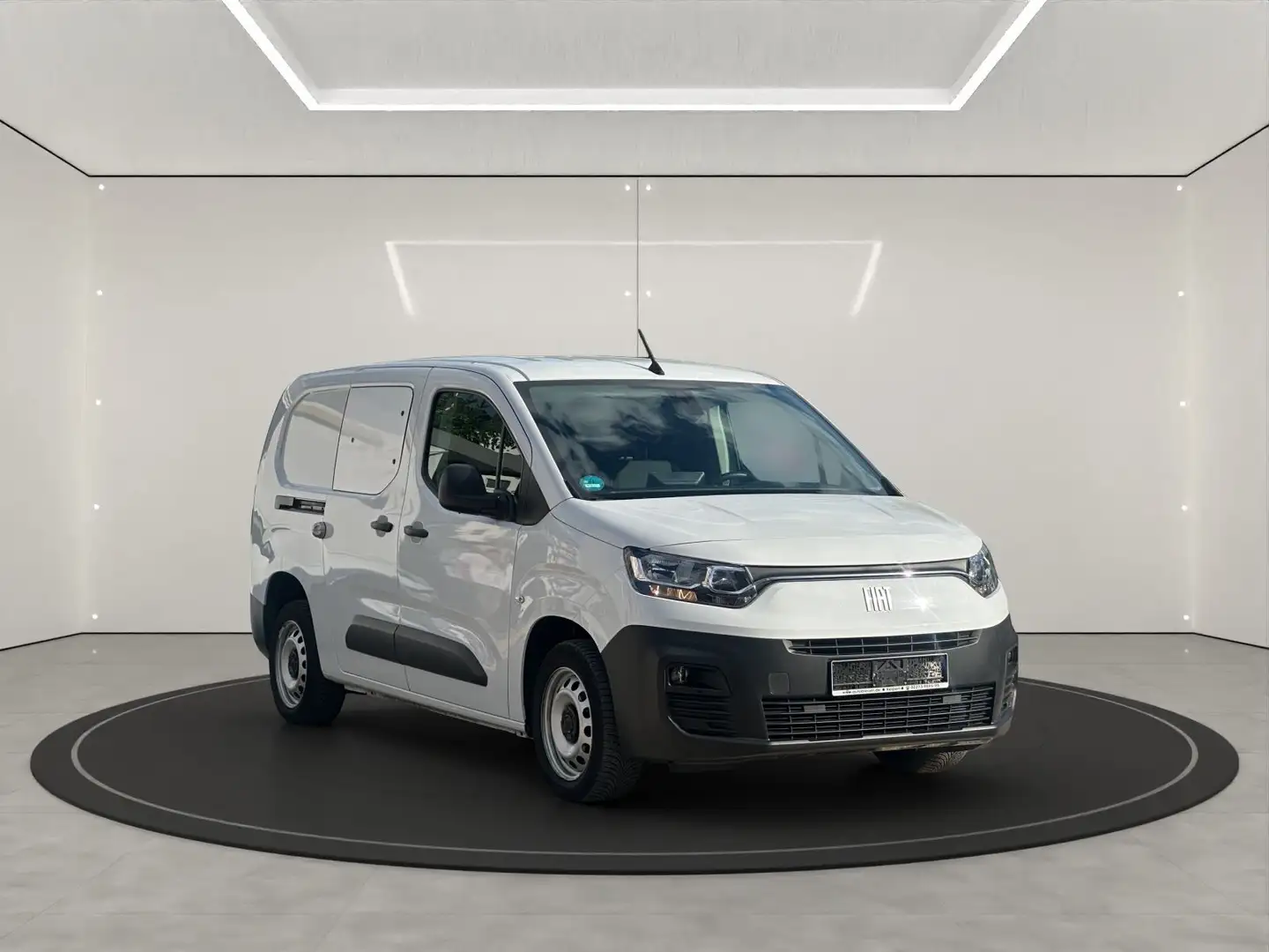 Fiat Doblo L2 1.5 BlueHDi 96 kW Navigation - 1
