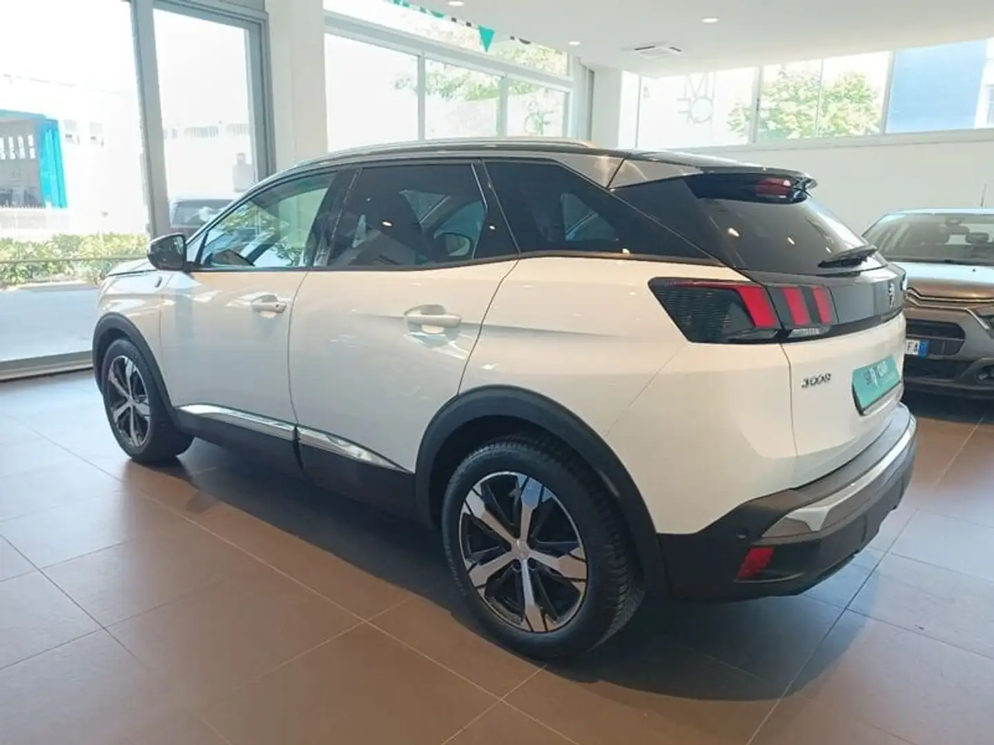 Peugeot 3008 1.5 bluehdi Crossway s&s 130cv Bianco - 2