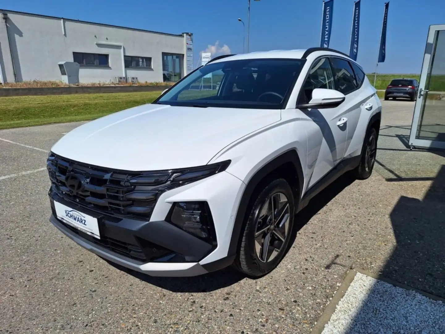 Hyundai TUCSON NX4 GO Plus 1,6 T-GDi PHEV 4WD AT t5pu1-PP1 Weiß - 2
