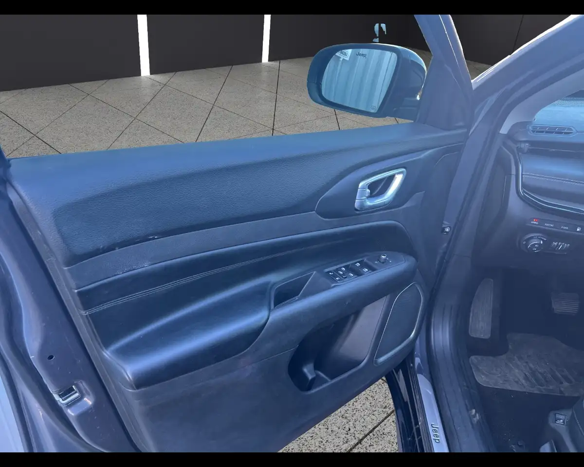 Jeep Compass 1.3 Turbo T4 240 CV PHEV AT6 4xe S, миниатюра 15