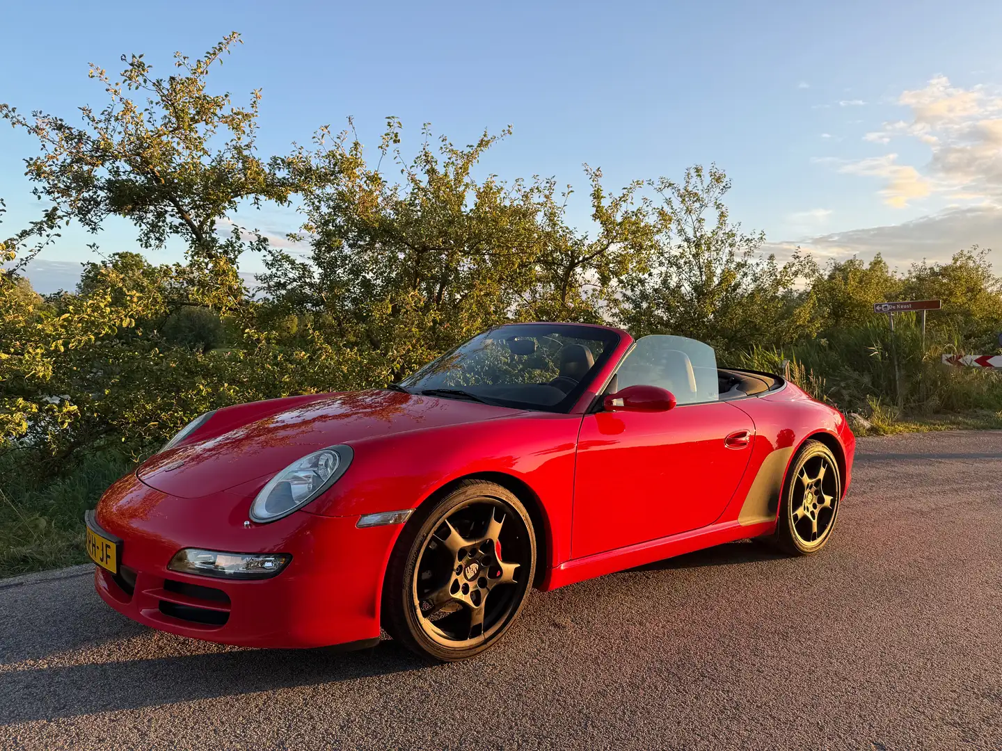 Porsche 997 Carrera S Cabriolet Red - 1