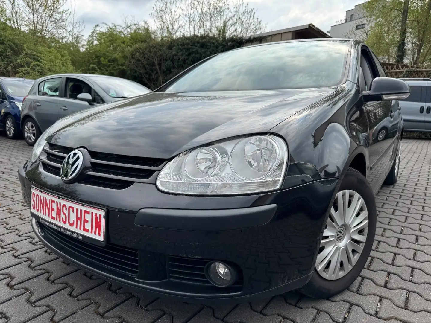 Volkswagen Golf 5 Trendline 1.6*2.HAND*TÜV*KLIMAAUTO* Schwarz - 1