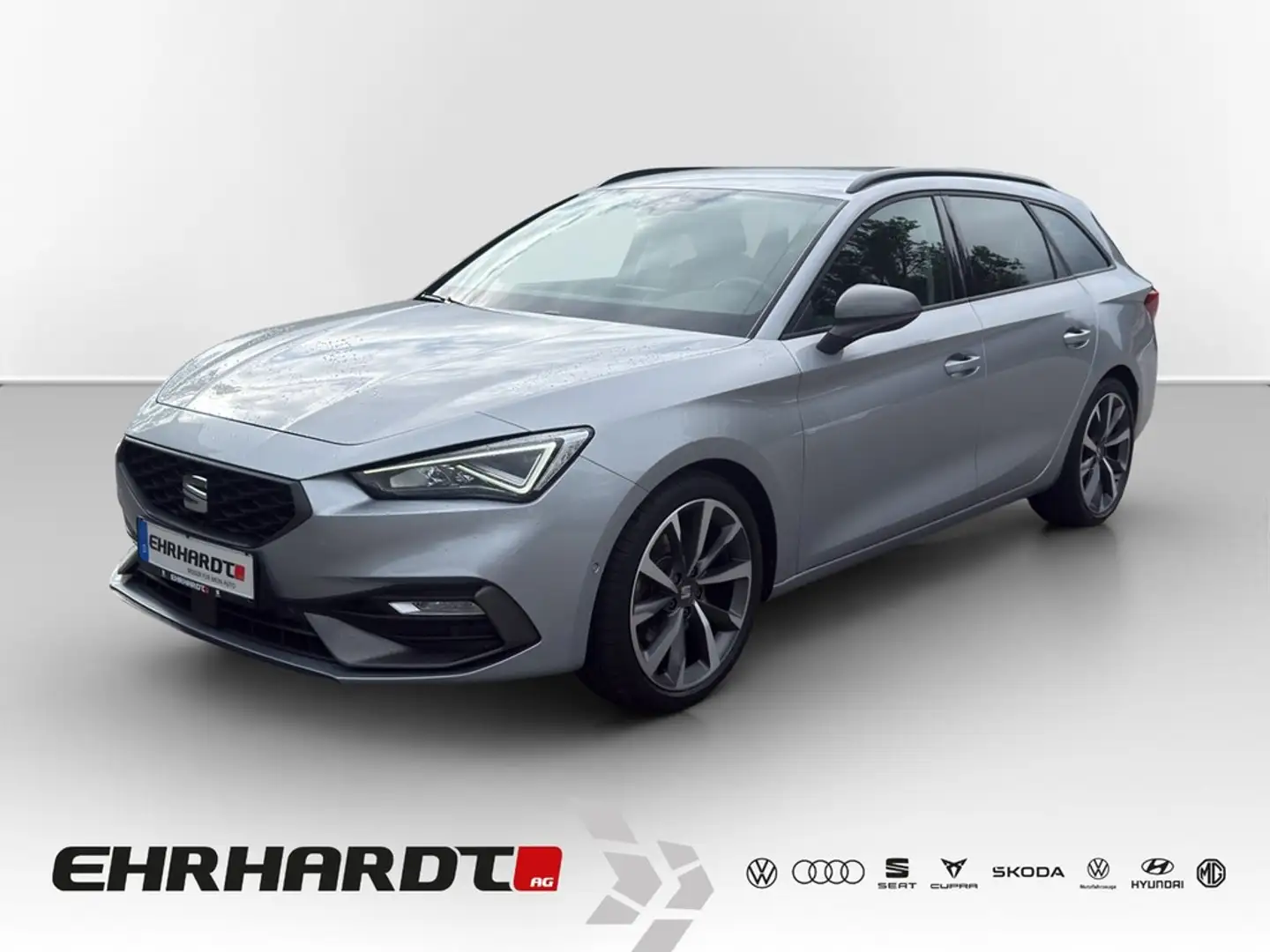 SEAT Leon Sportstourer 1.5 eTSI DSG FR DCC VIRTUAL*LED*NA... Silber - 1